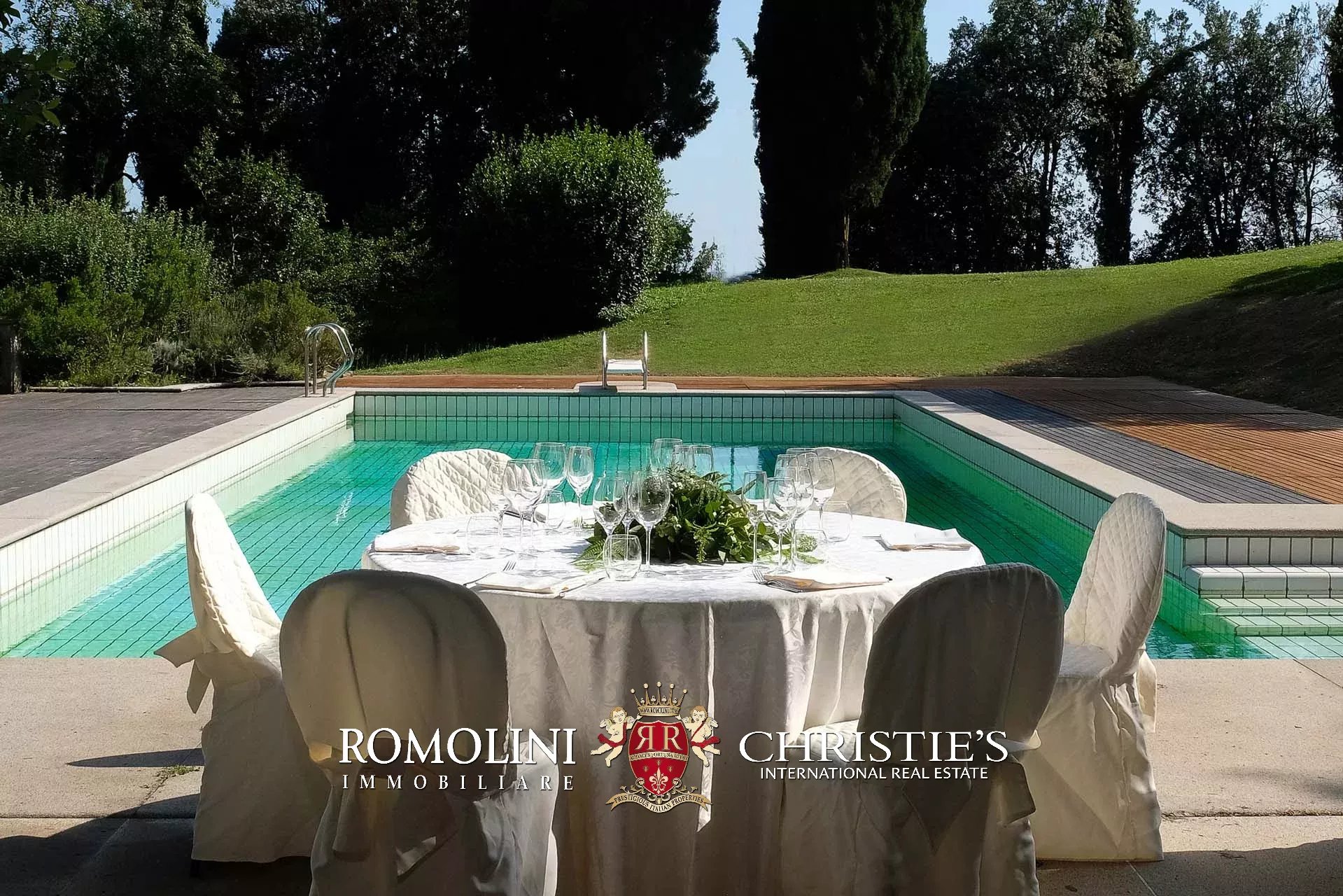 17 Bedroom Villa/Townhouse's Image 22