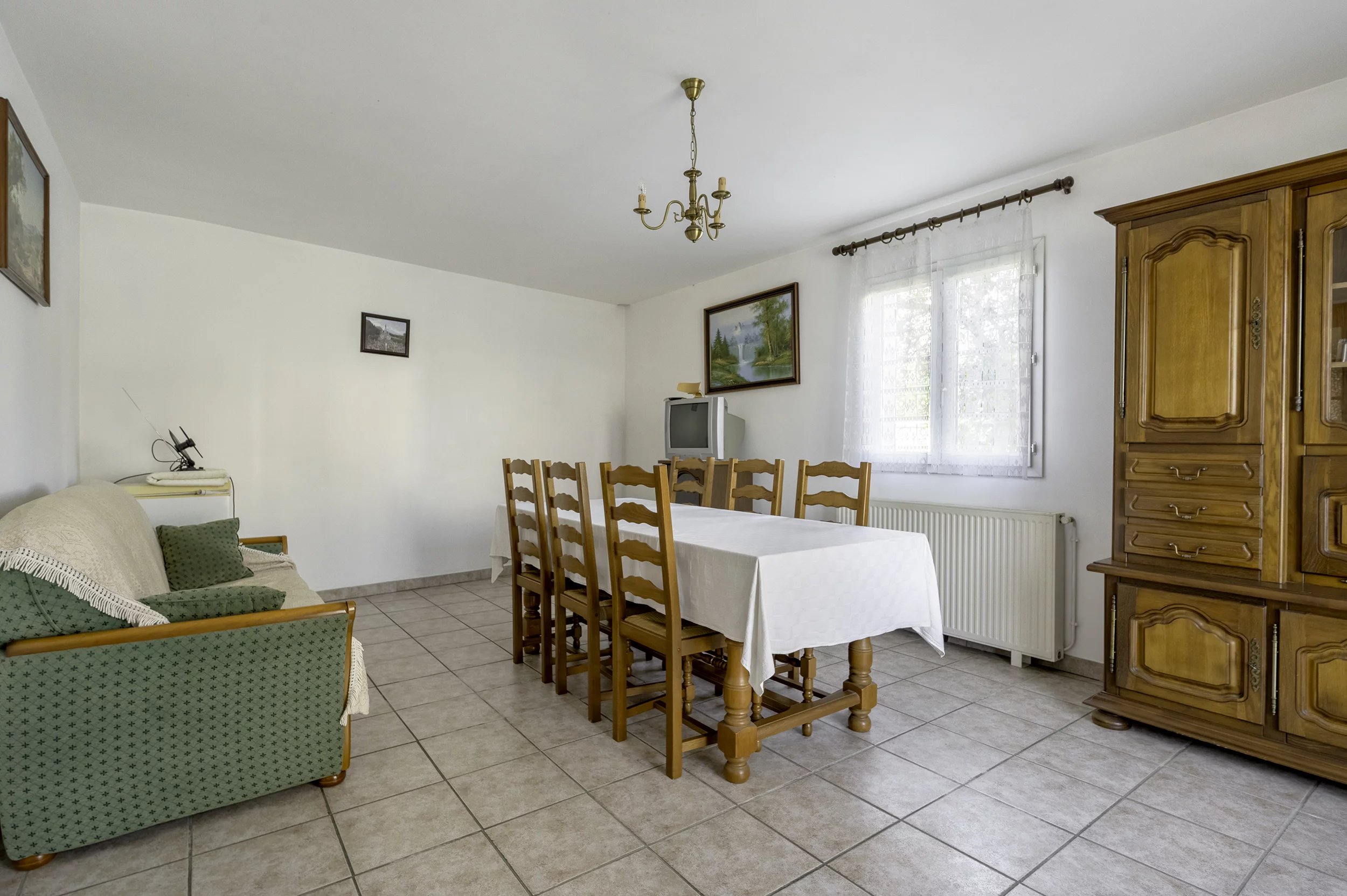 Maison familiale avec jardin proche centre-ville - Photo 4