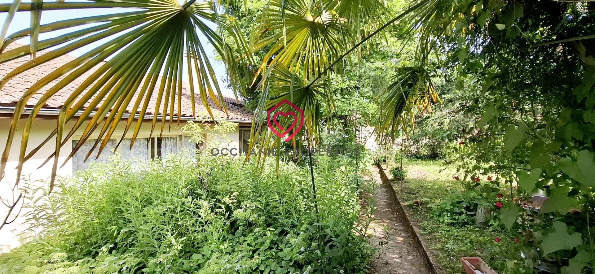 Maison de village avec jardin