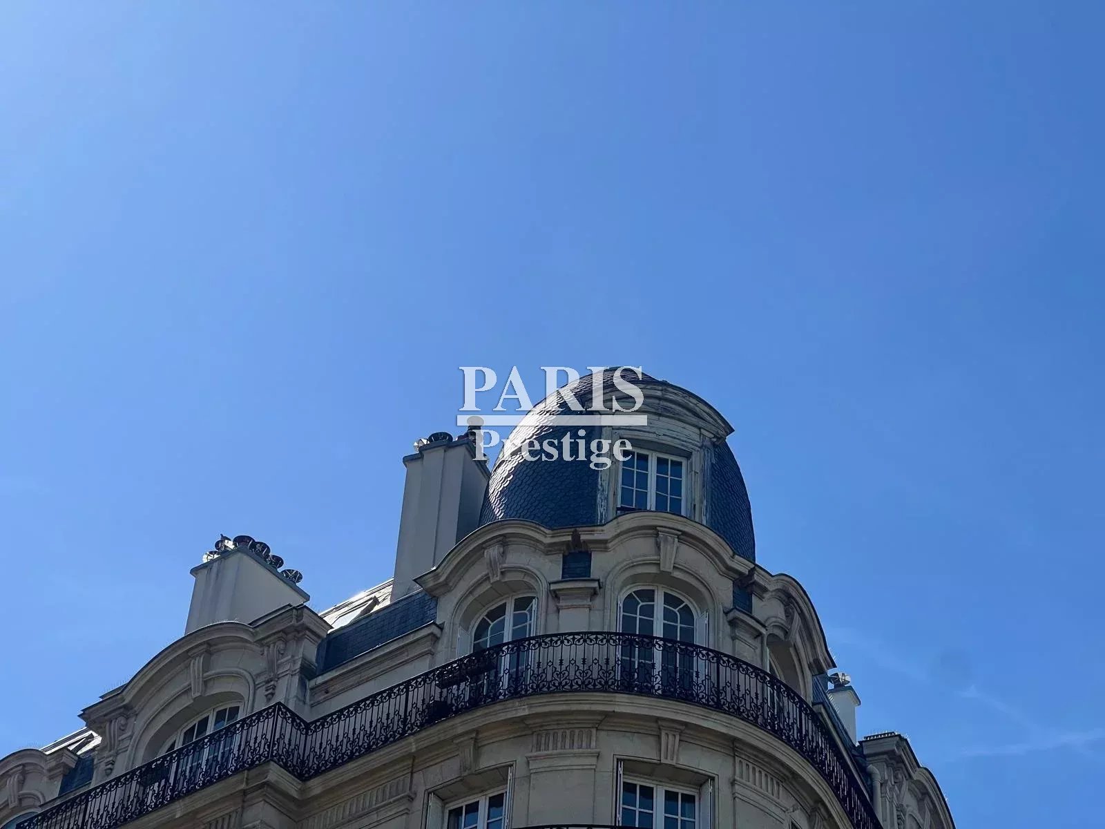 Sale Apartment Paris 12th