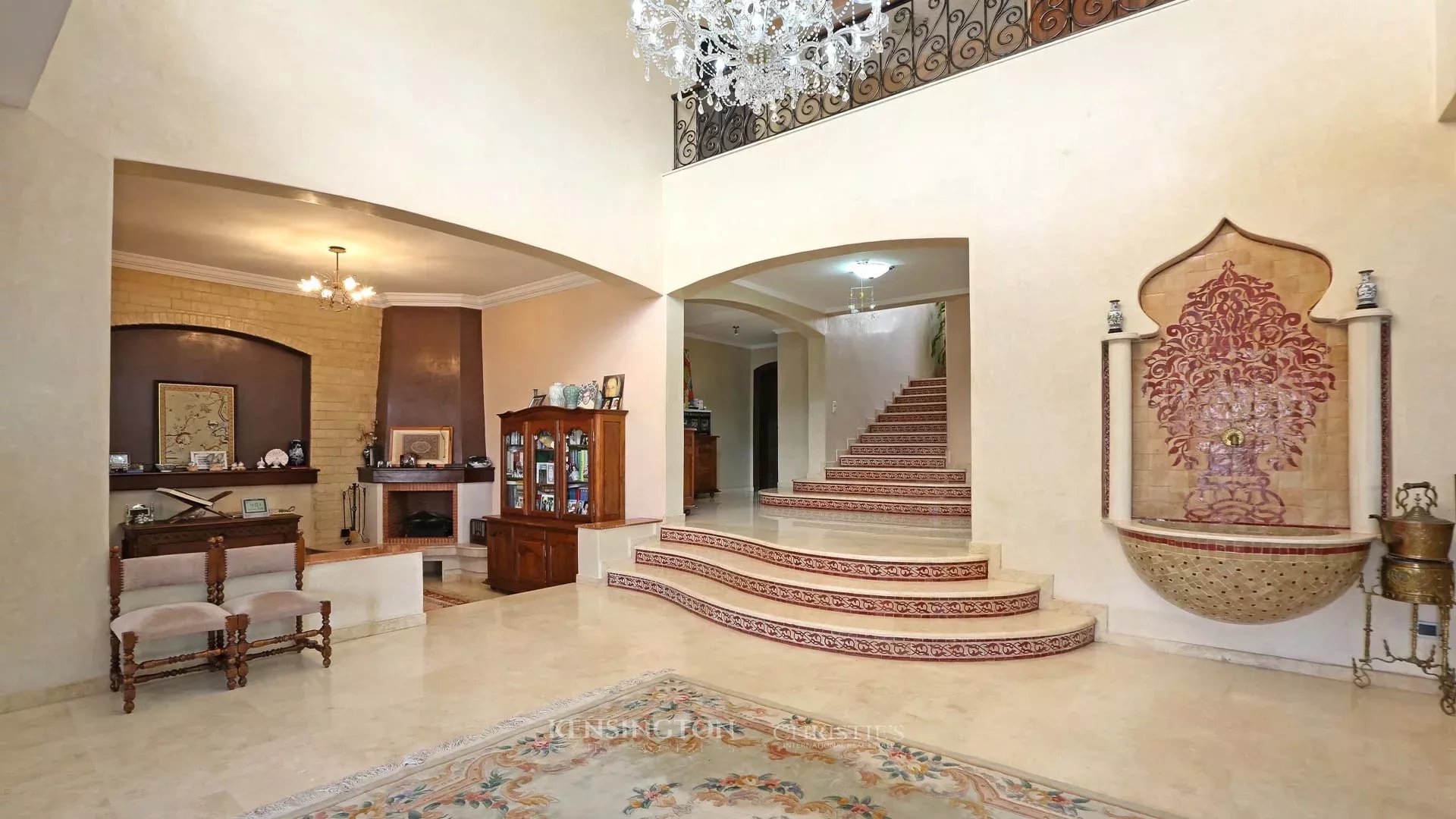 5 Bedroom Villa/Townhouse's Image 6