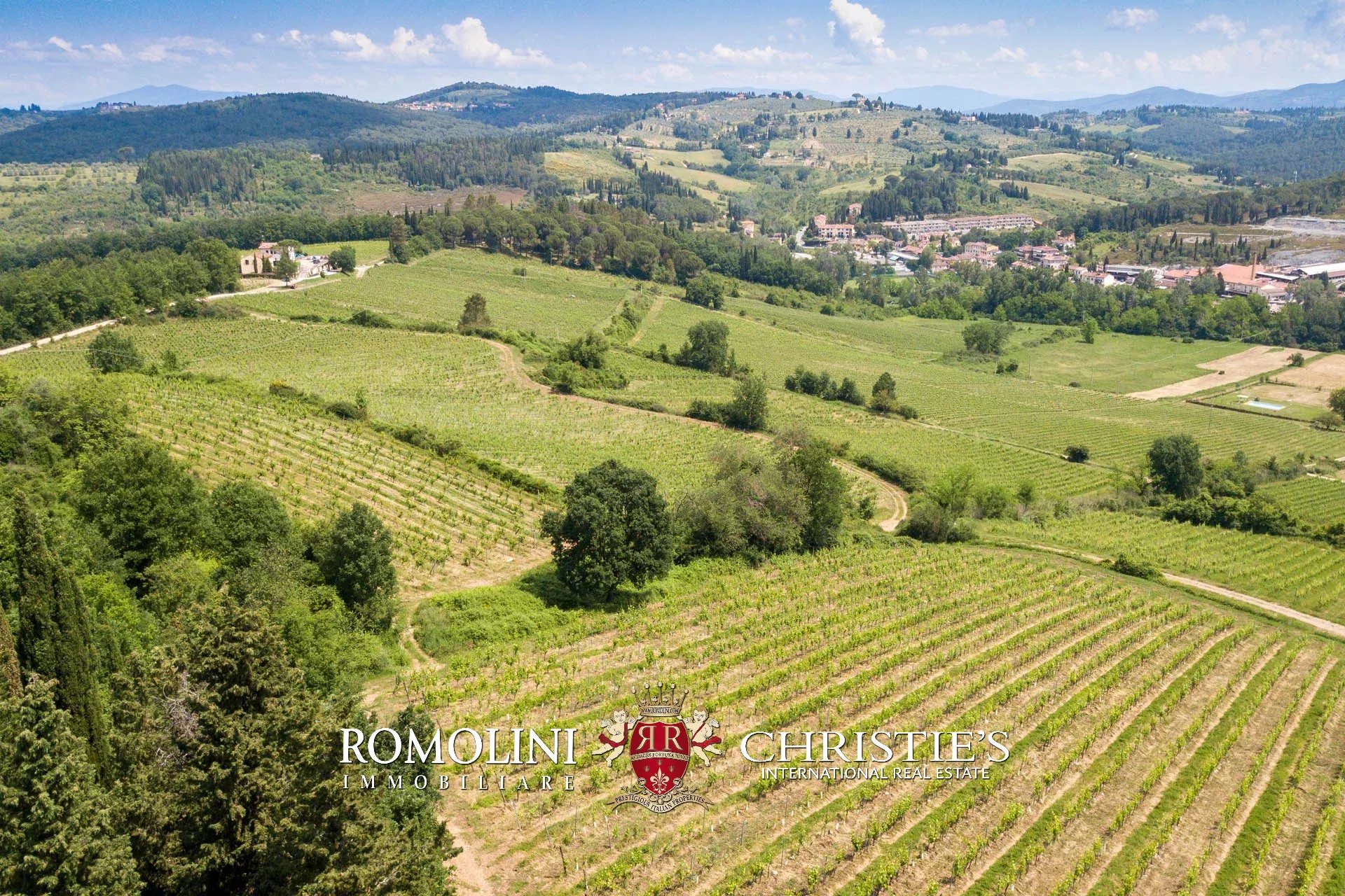 16 Bedroom Vineyard's Image 25