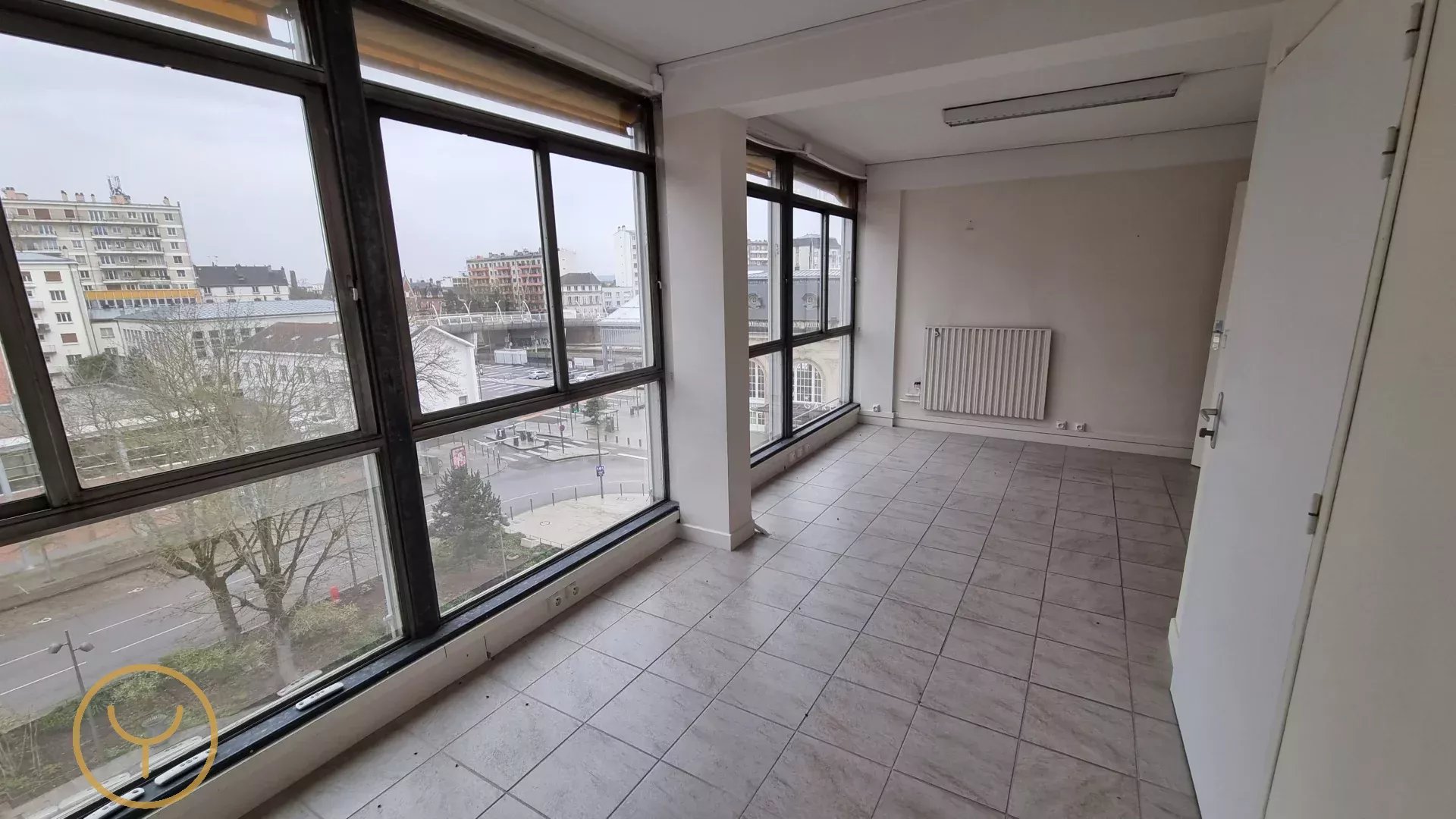 Location Bureau Troyes