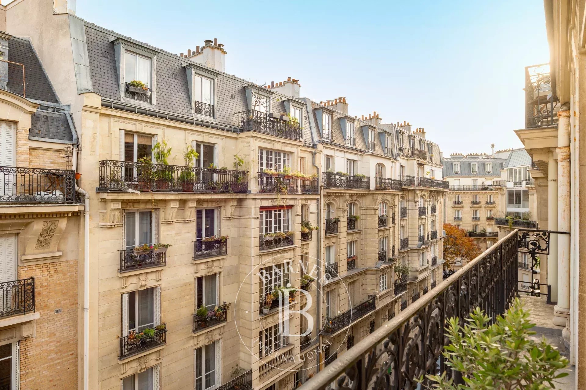 Daire Paris 18ème - picture 7