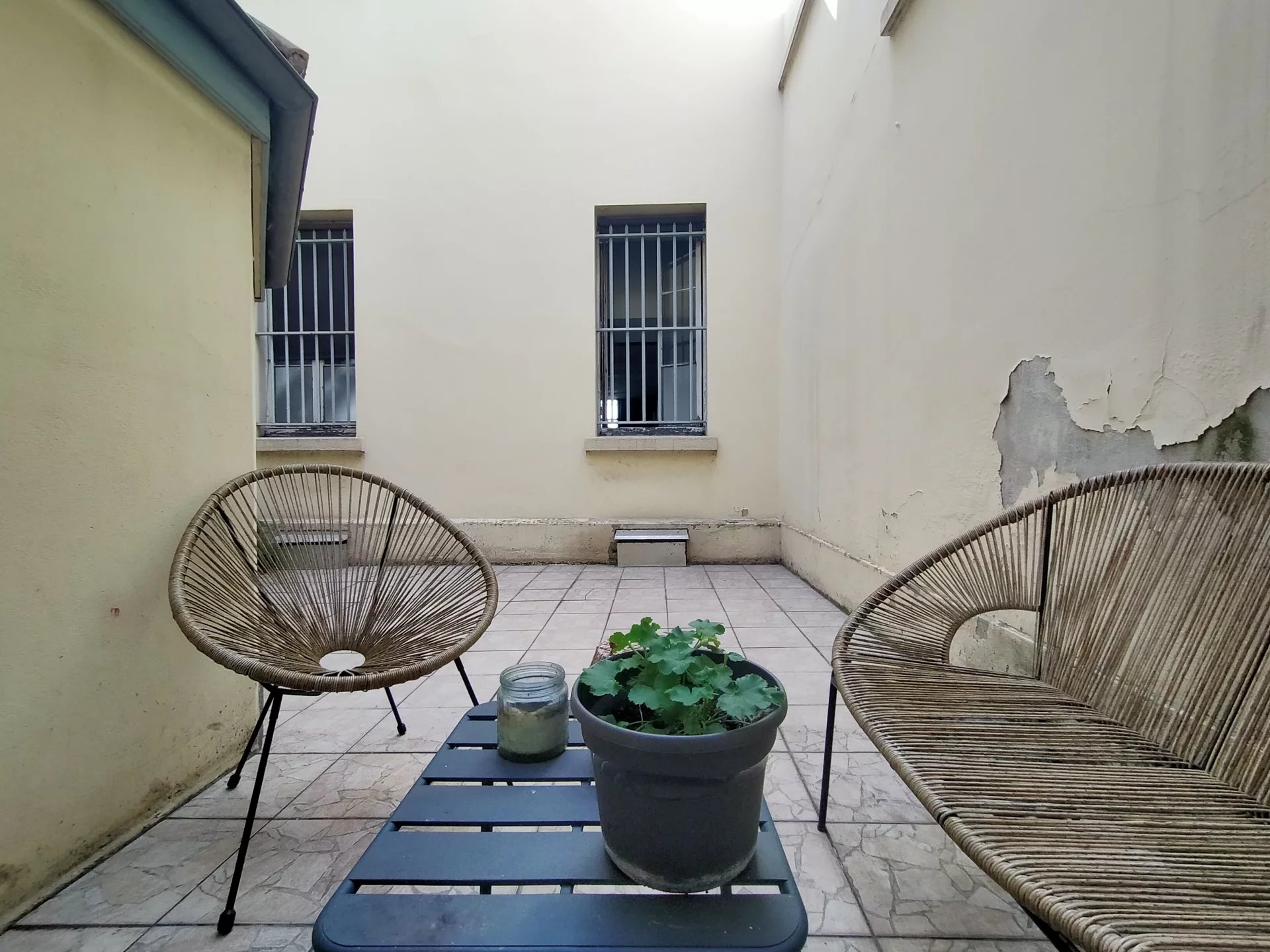 8225909 Location Lyon 7ème