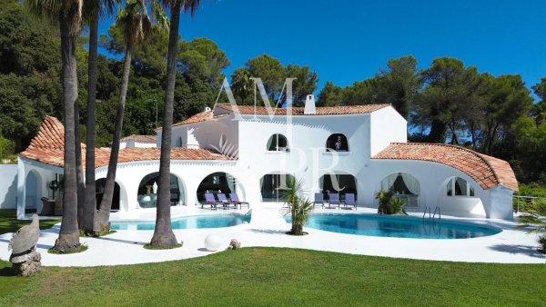 Luxury Jacques Couelle Villa in Mougins | Premier Family Estate — photo 3