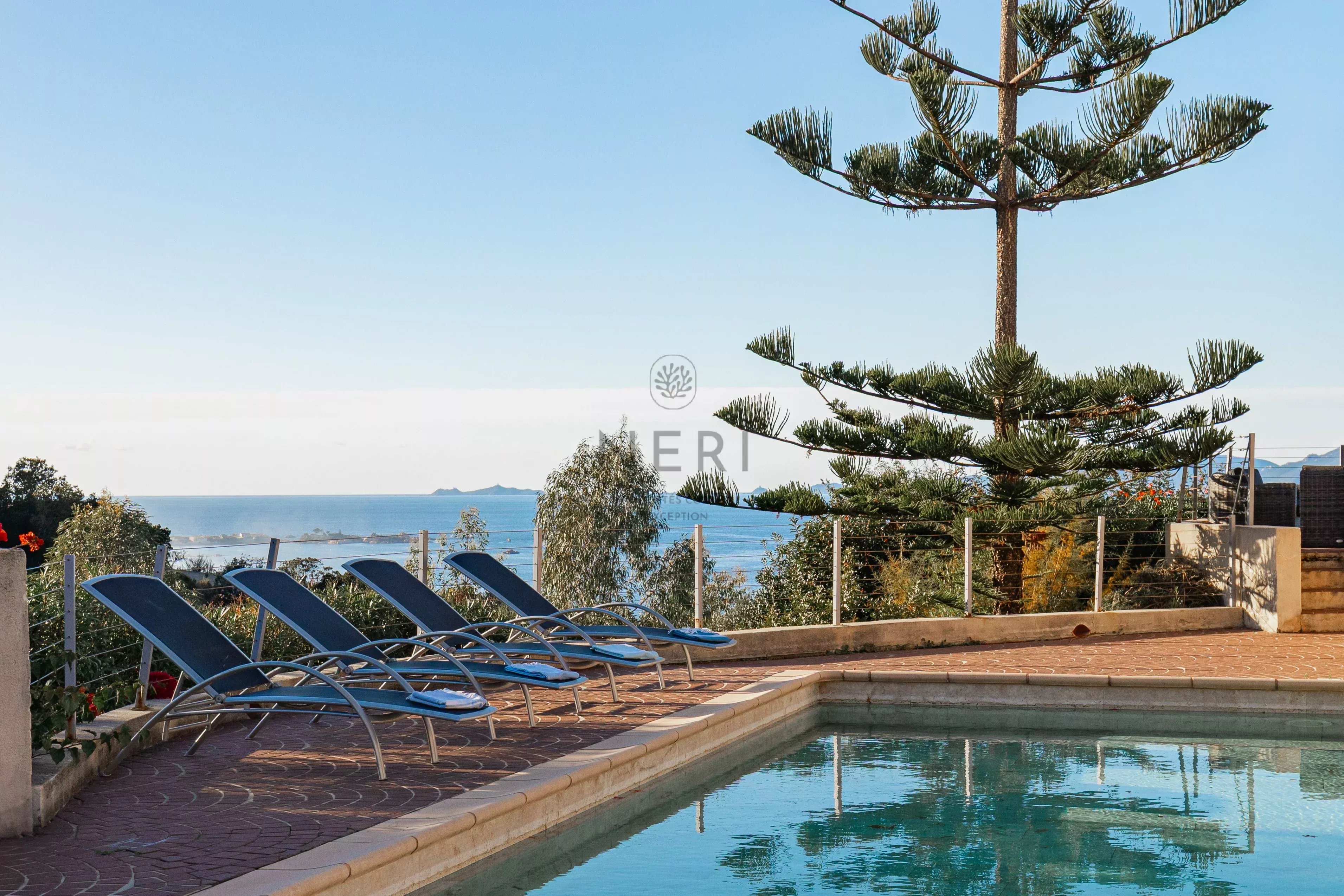 En exclusivité - Villa d'architecte vue mer panoramique