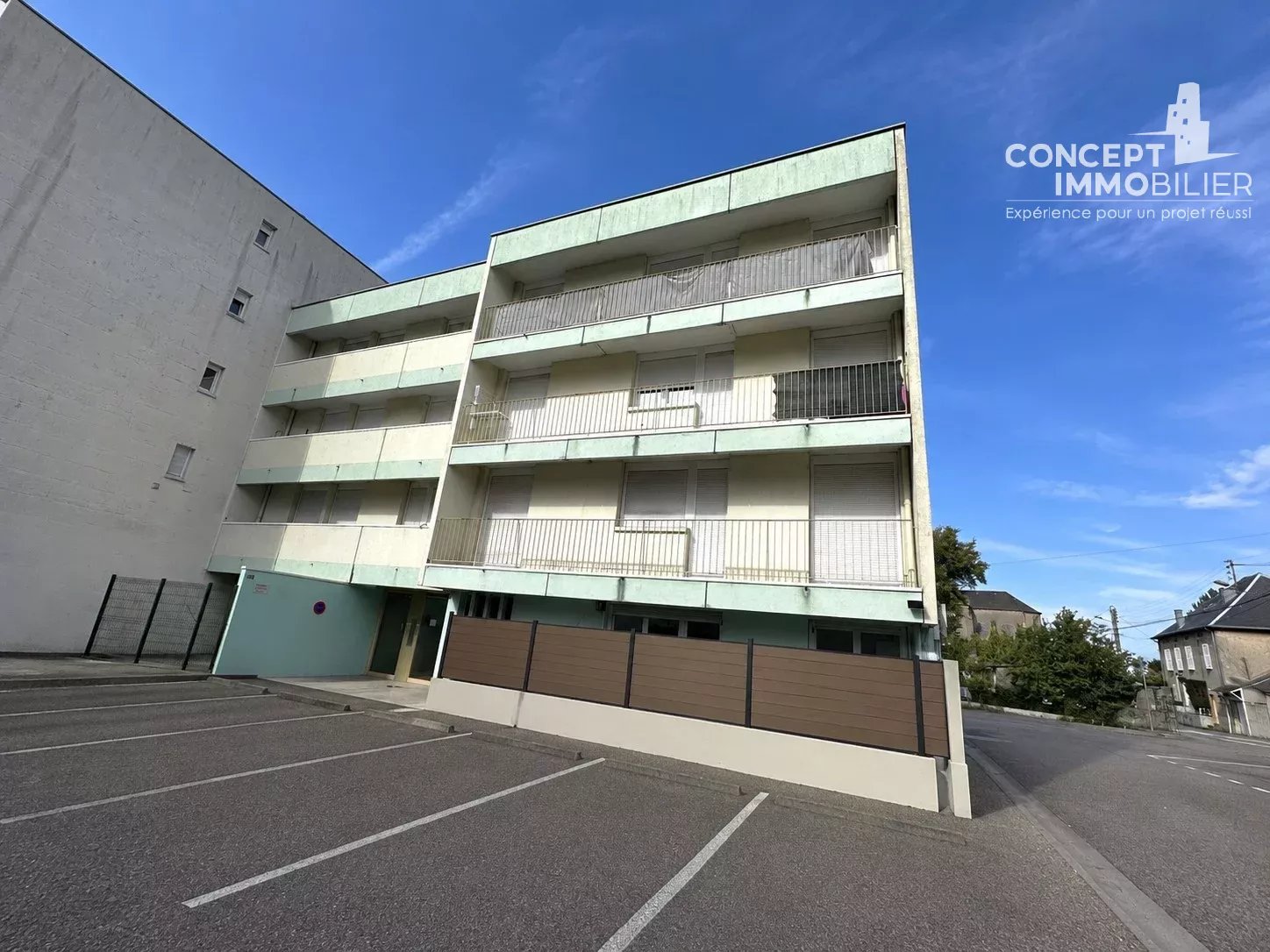 FLORANGE – Appartement F3 avec terrasse, parking privatif et cave