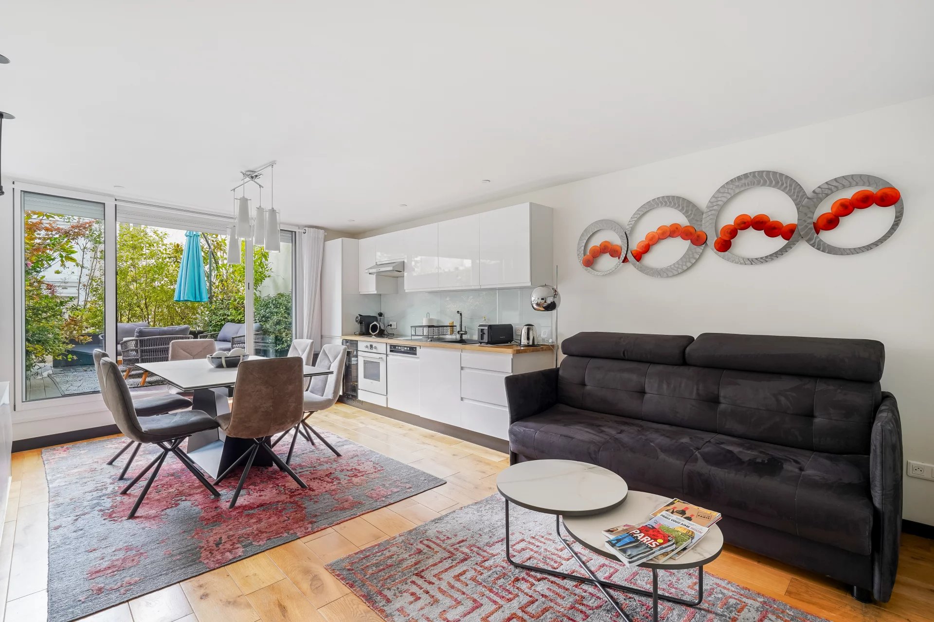 PARIS XVI - ETOILE - studio - terrace