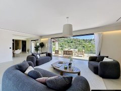 Luxury Villa for Sale in Saint-Paul-de-Vence | Modern Family Estate — photo 3 of 7