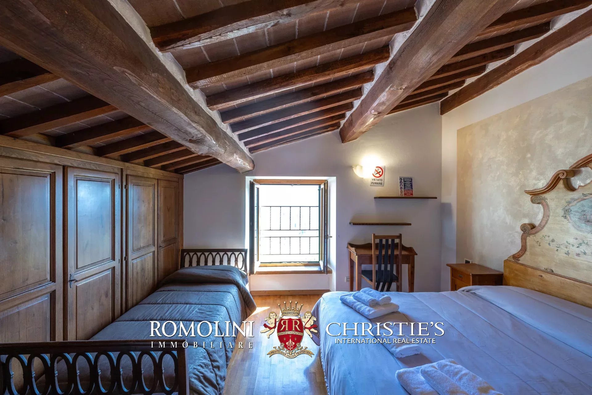 13 Bedroom Villa/Townhouse's Image 58