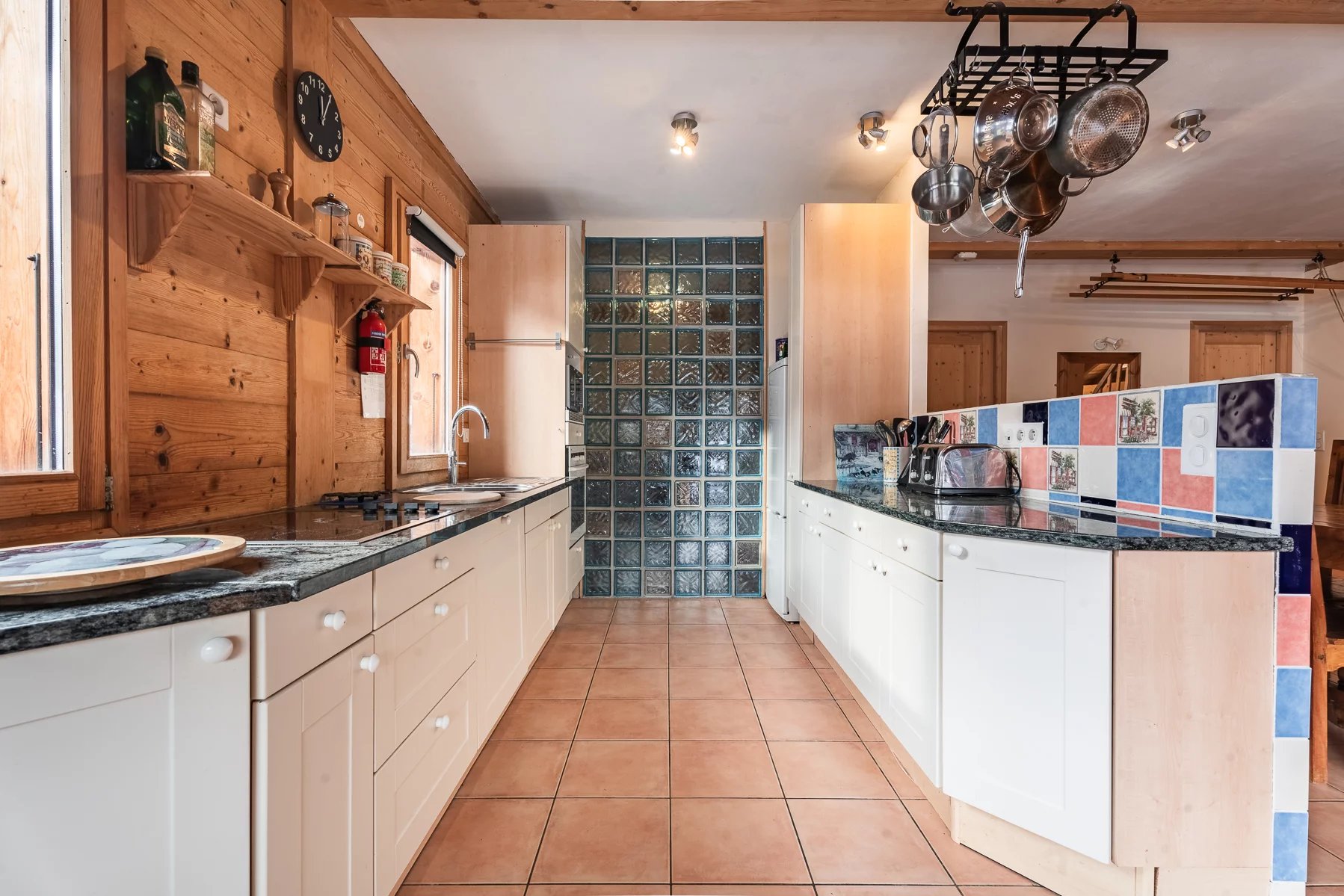 Photo of MORZINE - Large 8 bedroom chalet in Morzine