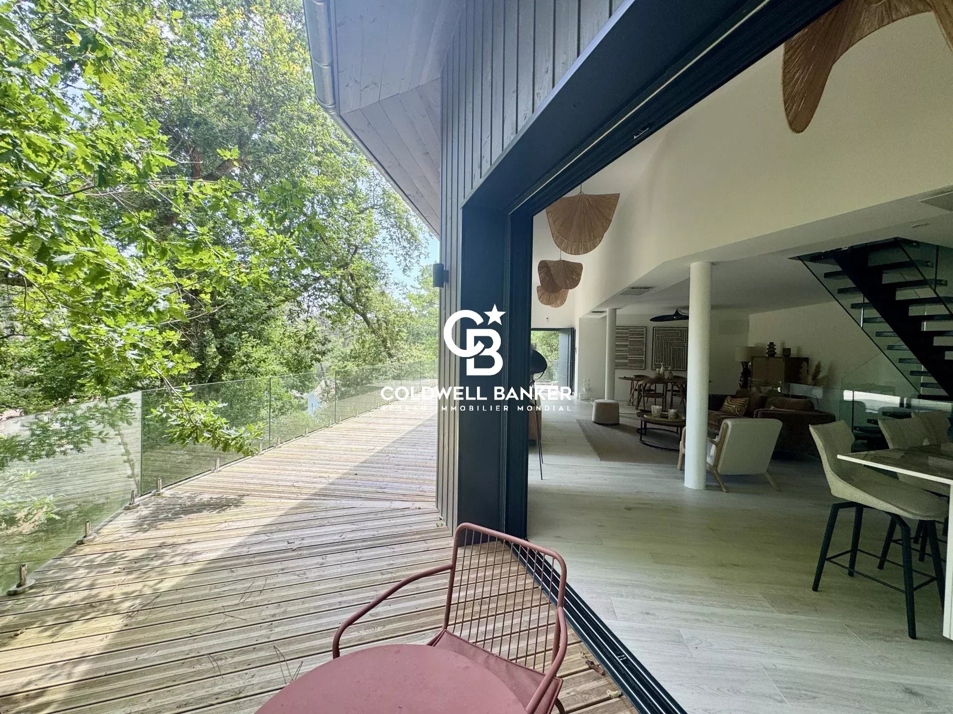 Agence immobilière de Silver Coast Int. Realty