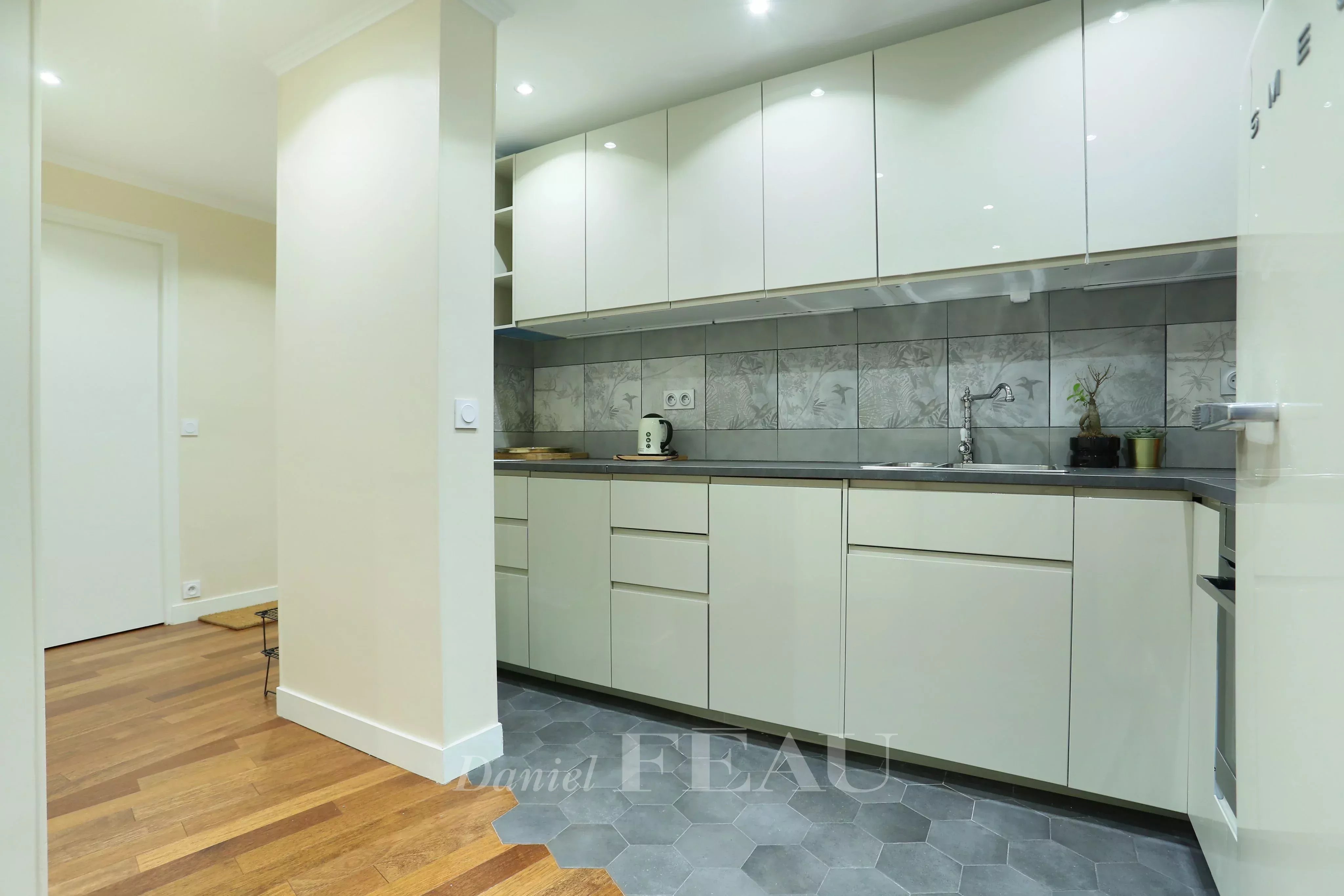 Rental Apartment Paris 16th