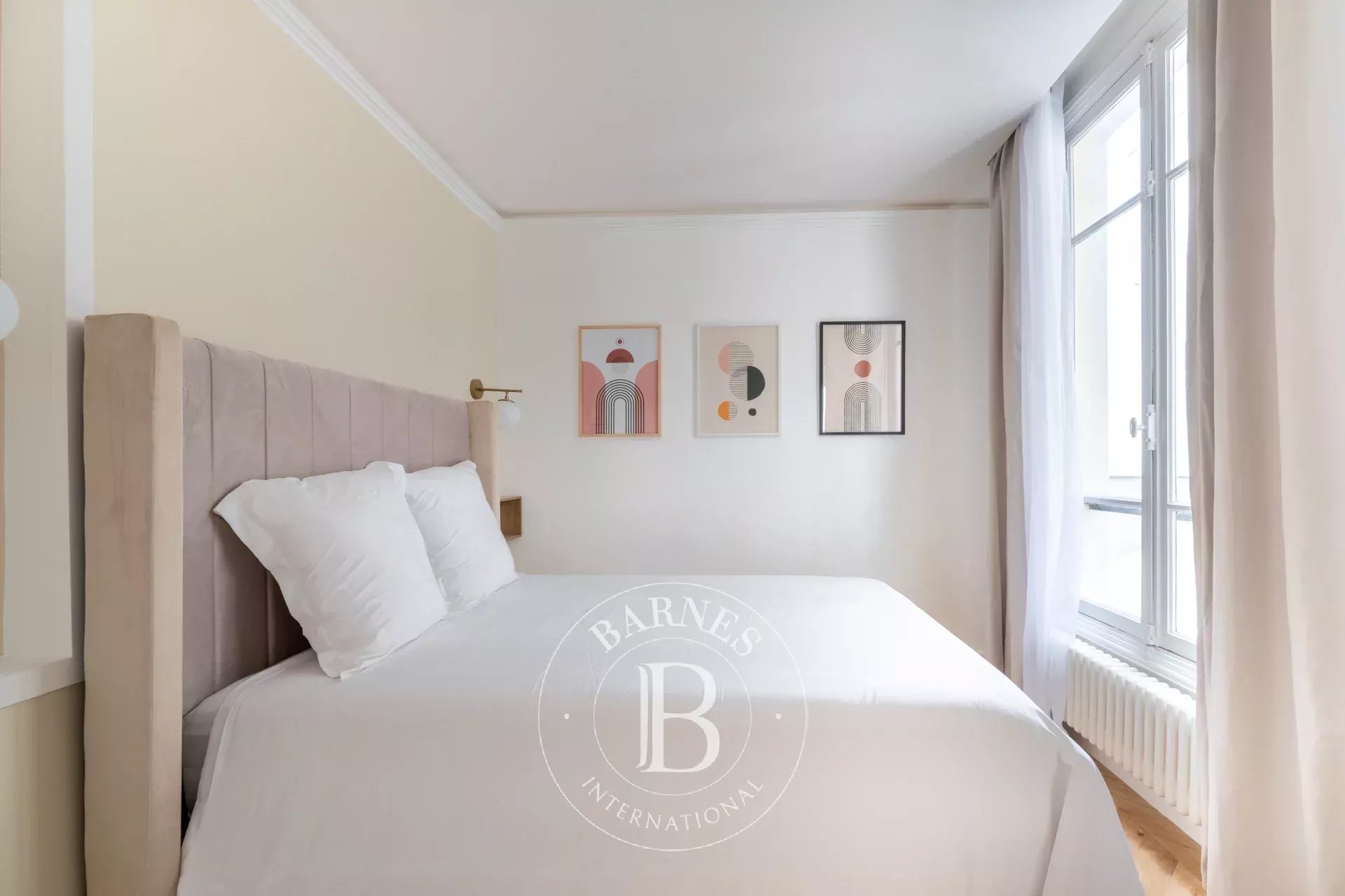 Daire Paris 4ème - picture 9