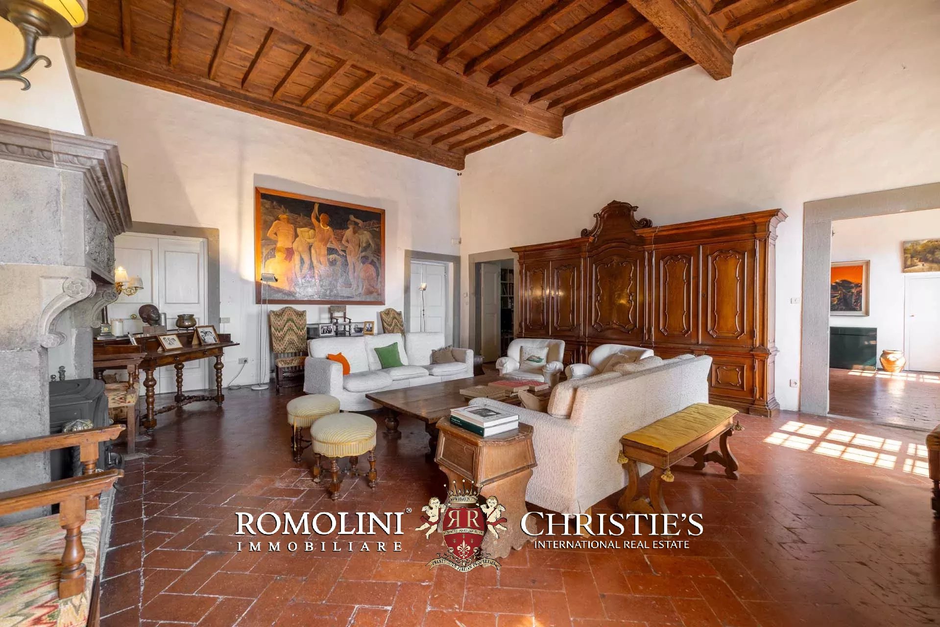 7 Bedroom Villa/Townhouse's Image 42
