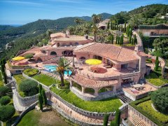 Grand Sea View Villa for Sale in Théoule-sur-Mer | Legacy Estate — photo 2 of 7