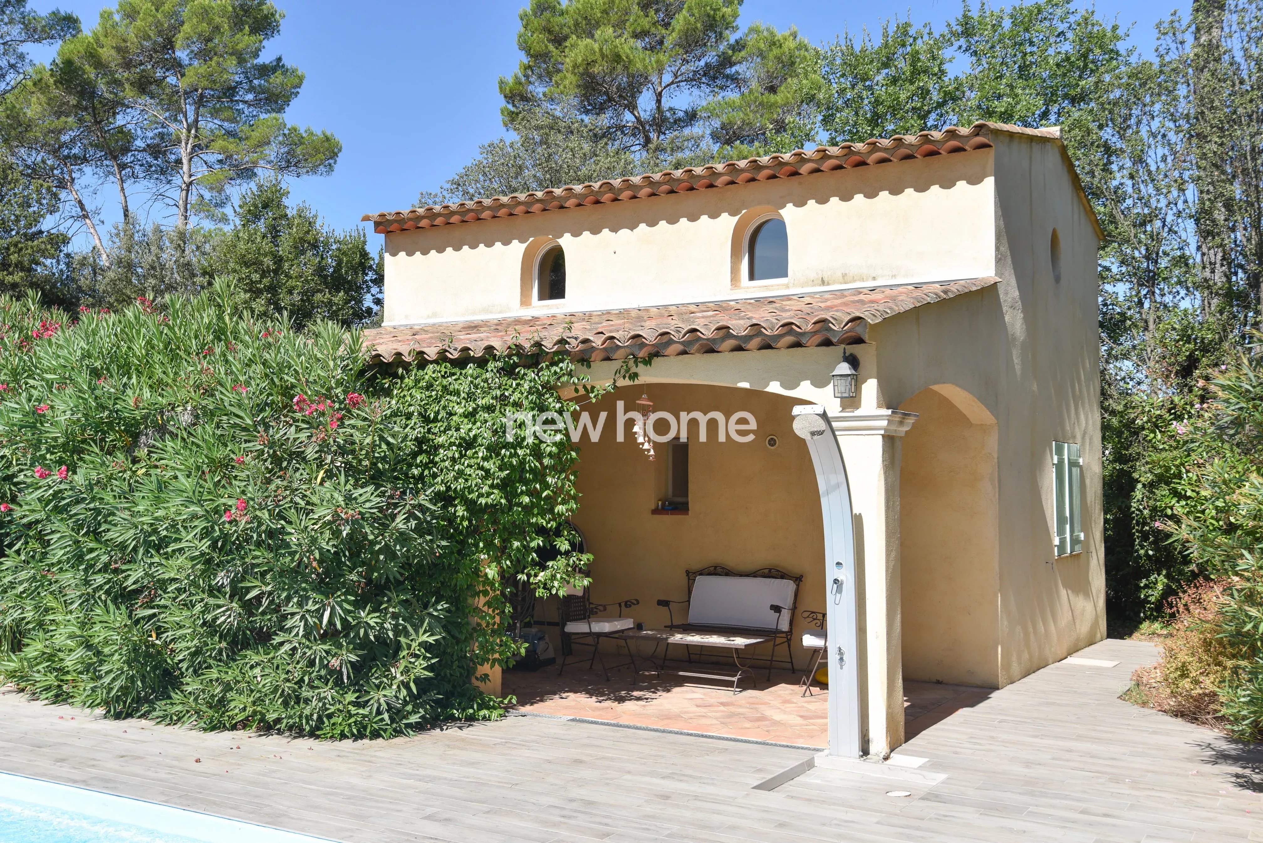 Magnifique bastide de charme avec une belle dependance au calme