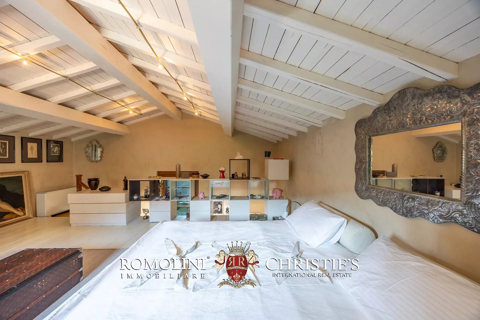 4 Bedroom Villa/Townhouse's Image 131