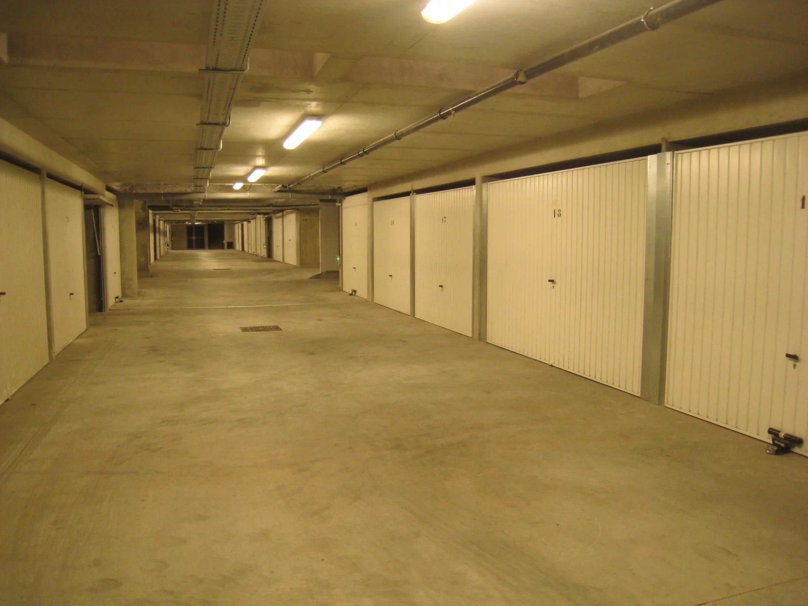 86152186 Location Meyzieu