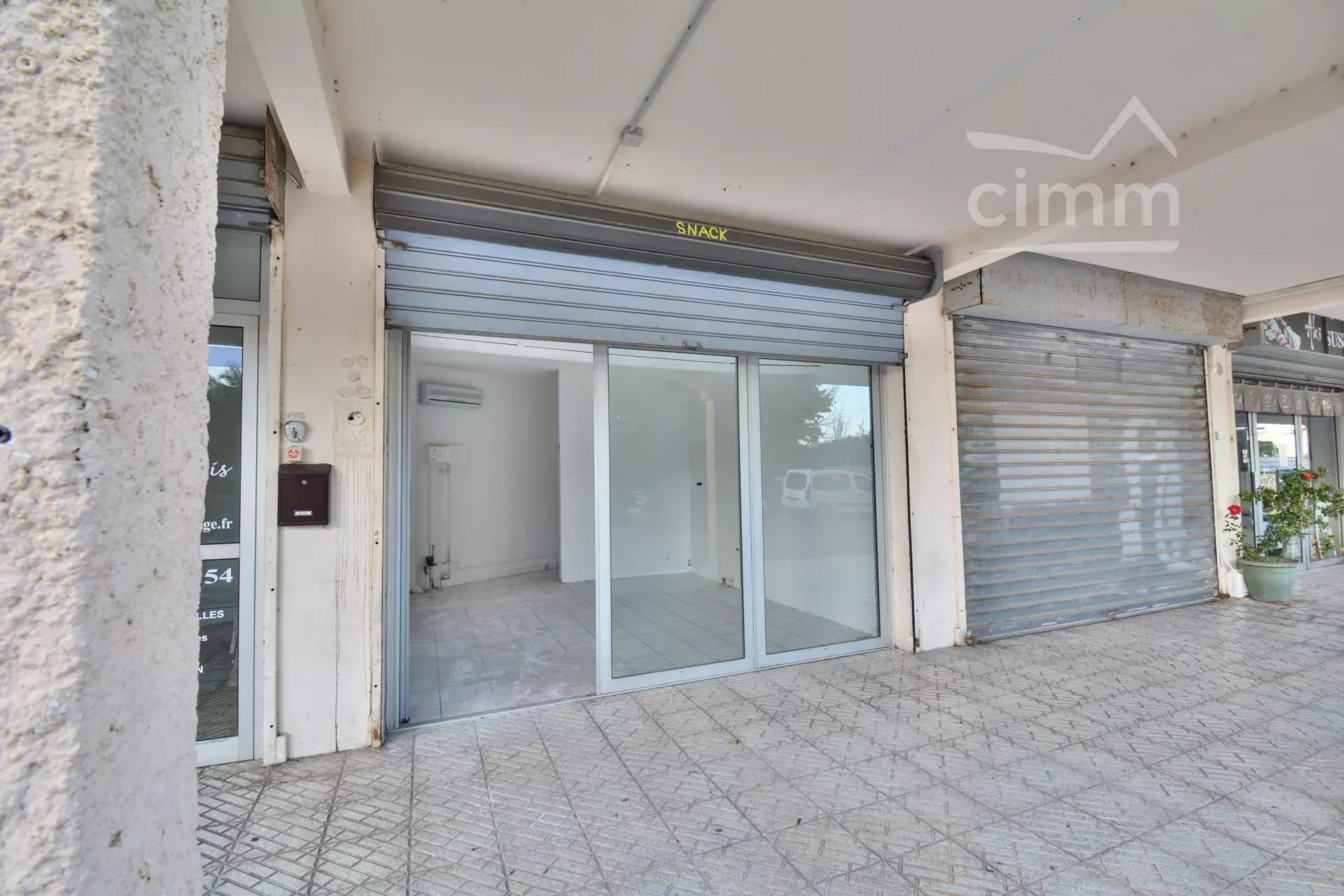 Agence immobilière de 