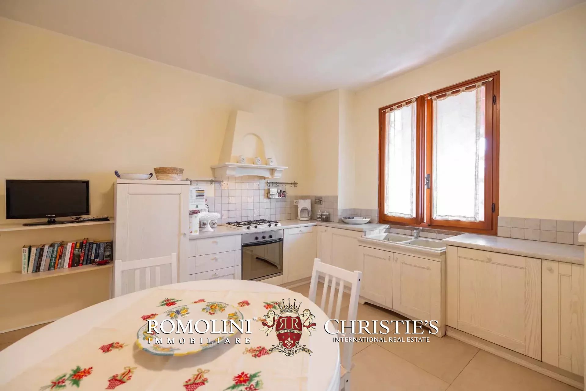19 Bedroom Villa/Townhouse's Image 35