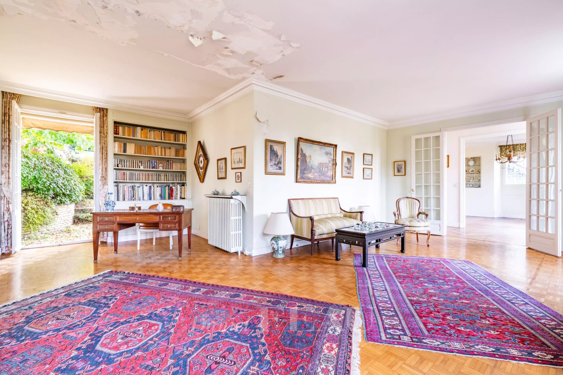 6 Bedroom Villa/Townhouse's Image 4