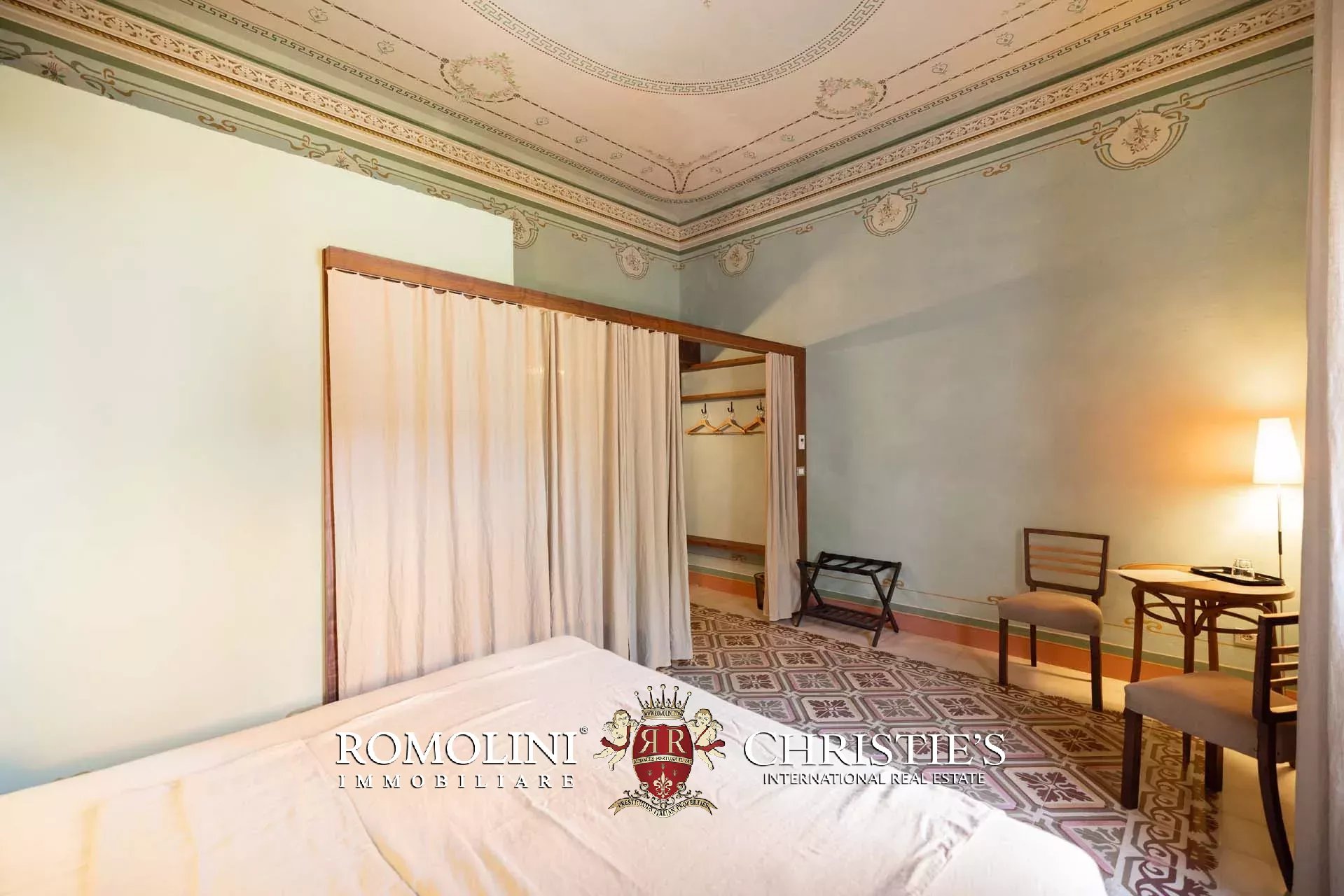16 Bedroom Villa/Townhouse's Image 60