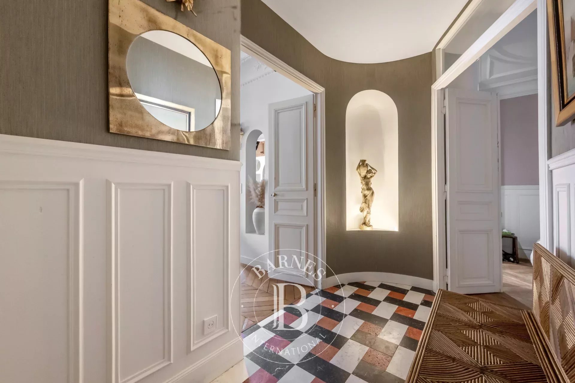 Daire Paris 10ème - picture 7