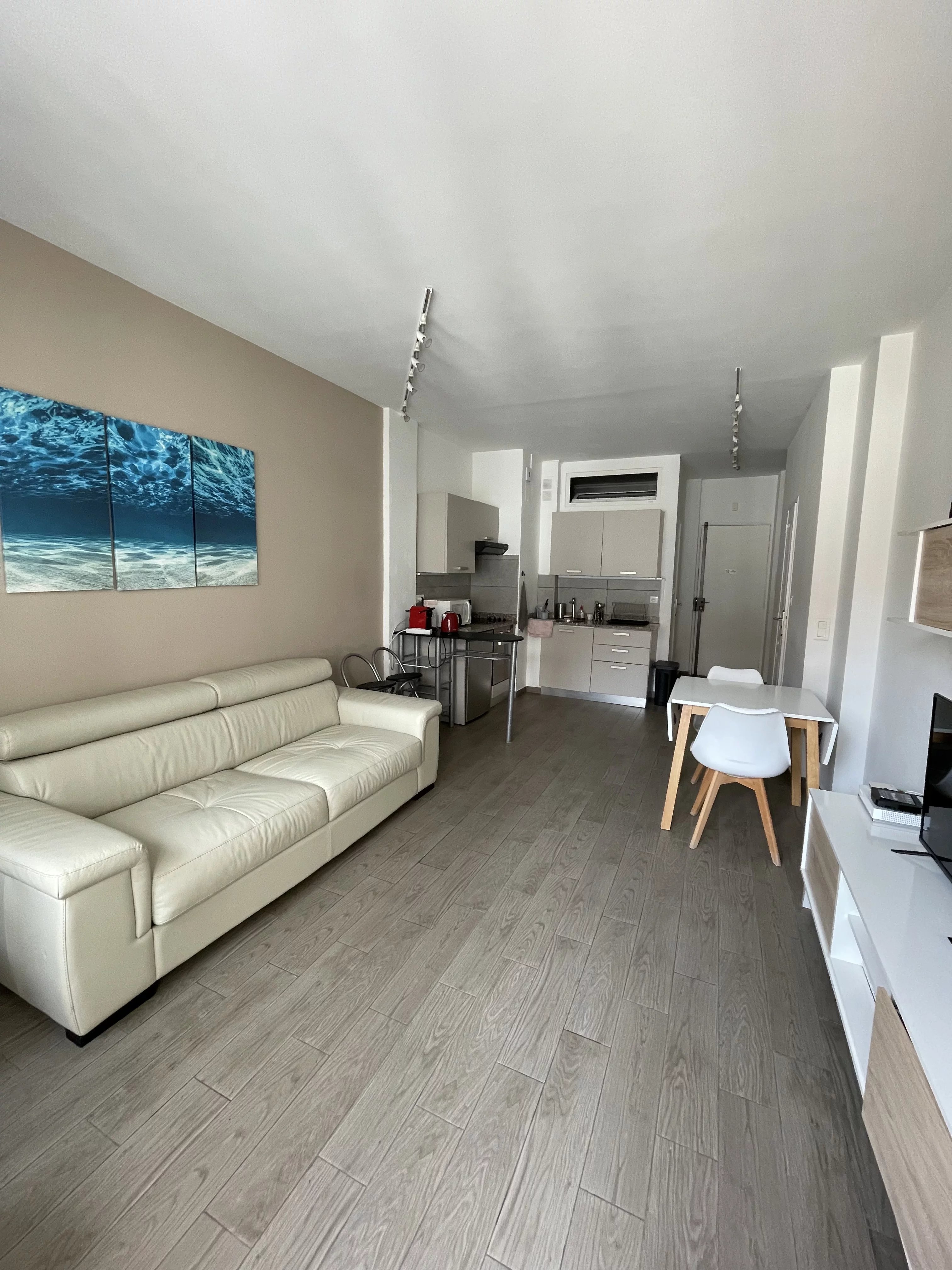 Agence immobilière de 