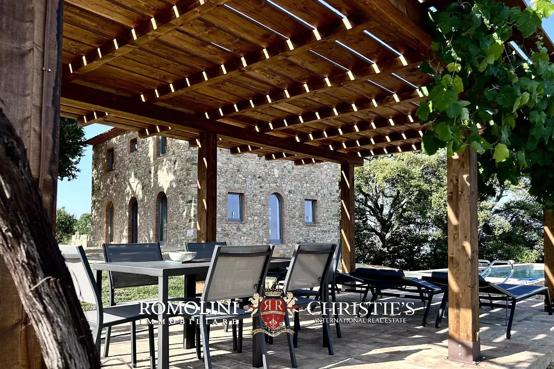 3 Bedroom Villa/Townhouse's Image 9