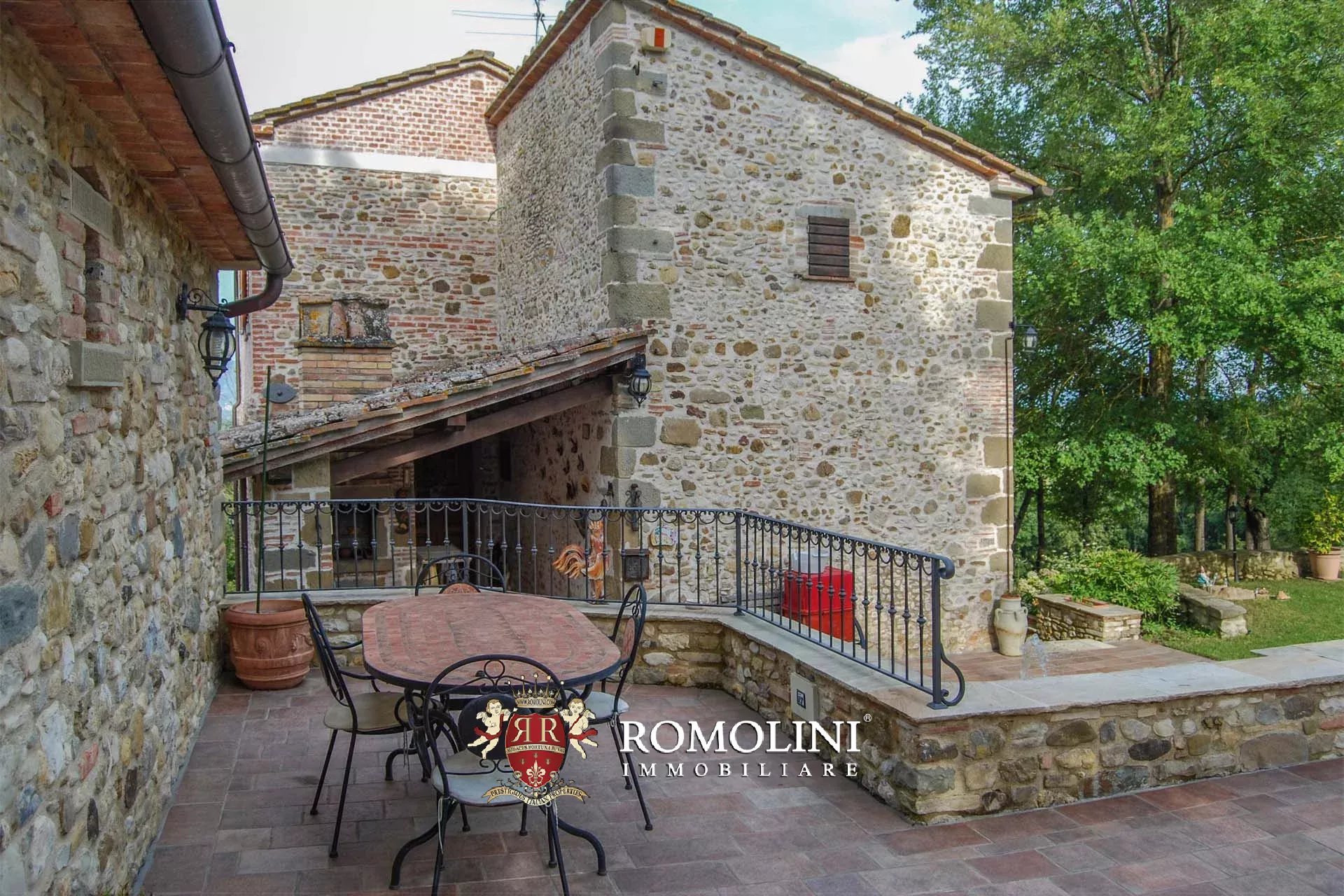 10 Bedroom Villa/Townhouse's Image 22