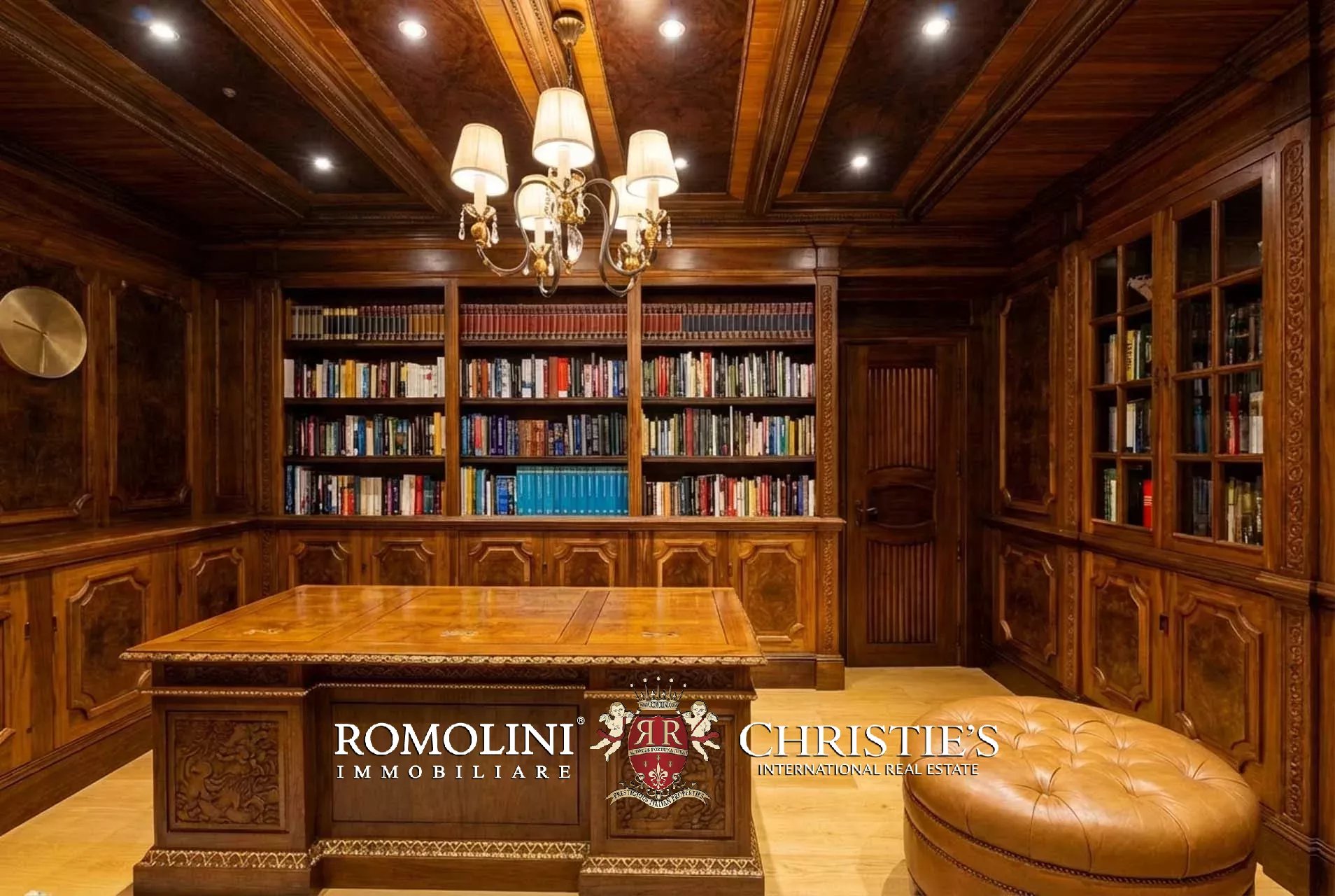 5 Bedroom Villa/Townhouse's Image 40