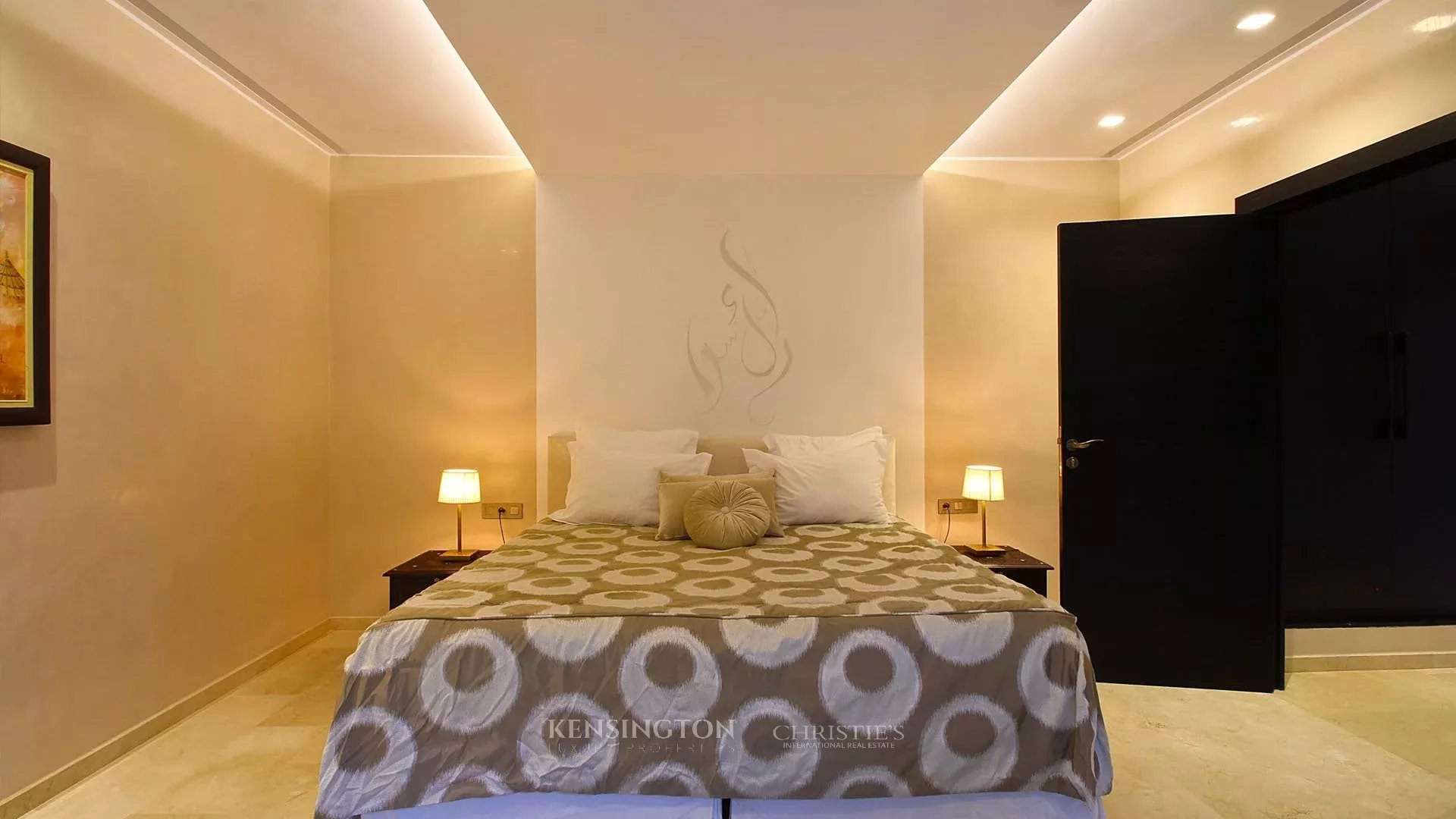 5 Bedroom Villa/Townhouse's Image 22