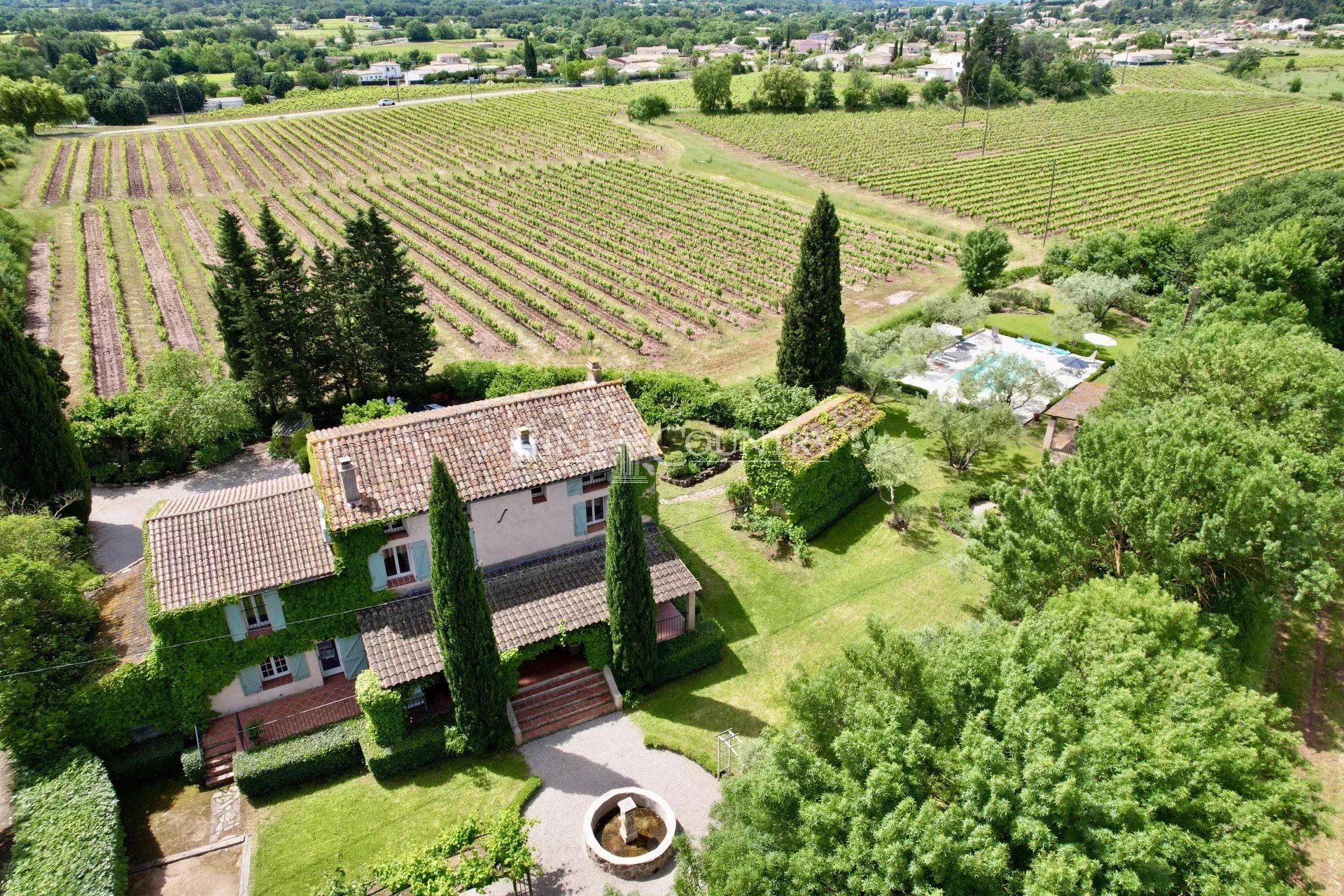 Photo of French Farmhouse for sale in Provence