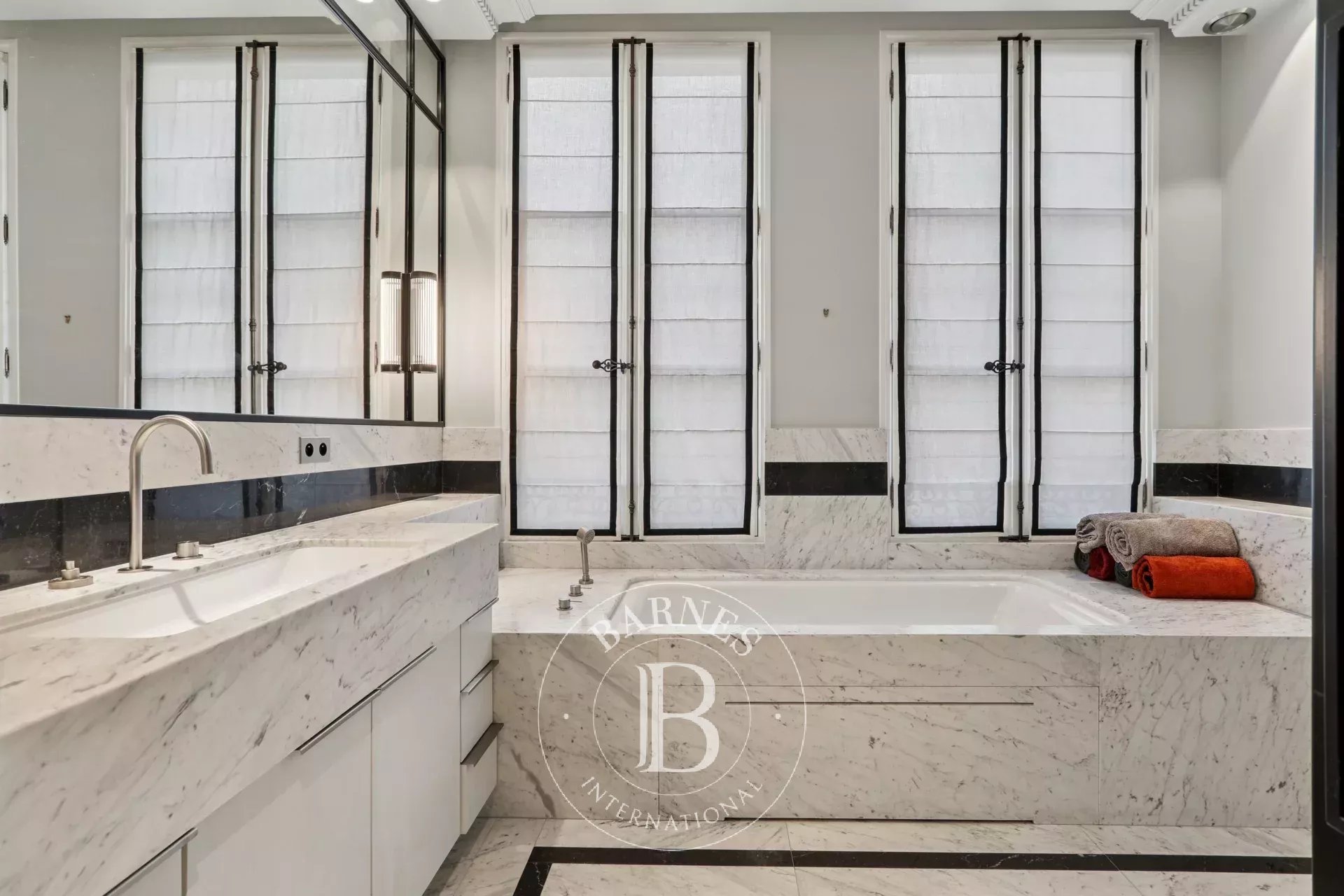 Daire Paris 7ème - picture 9