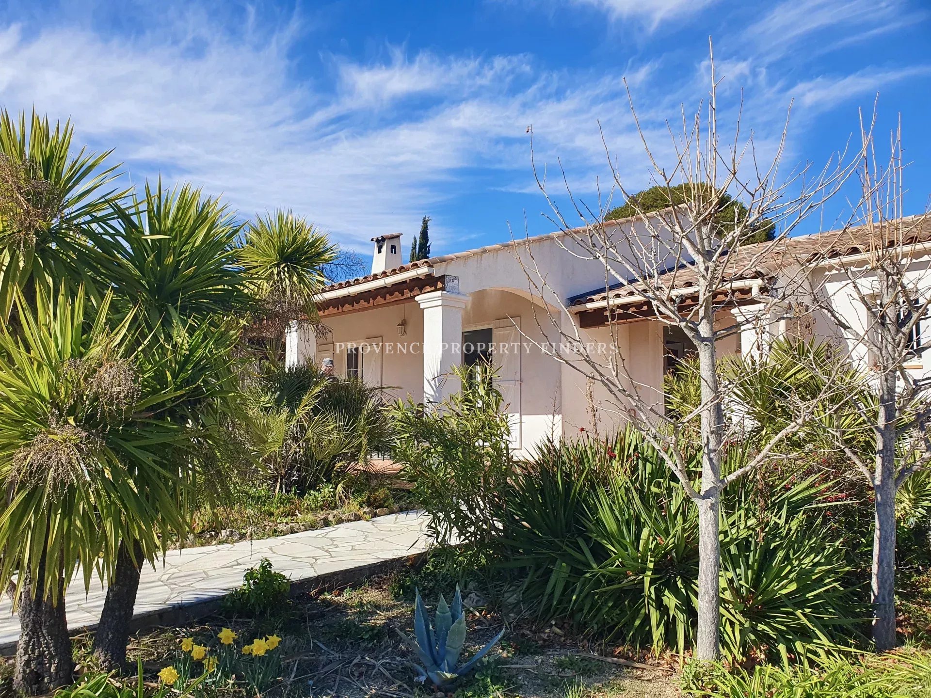 Agence immobilière de 