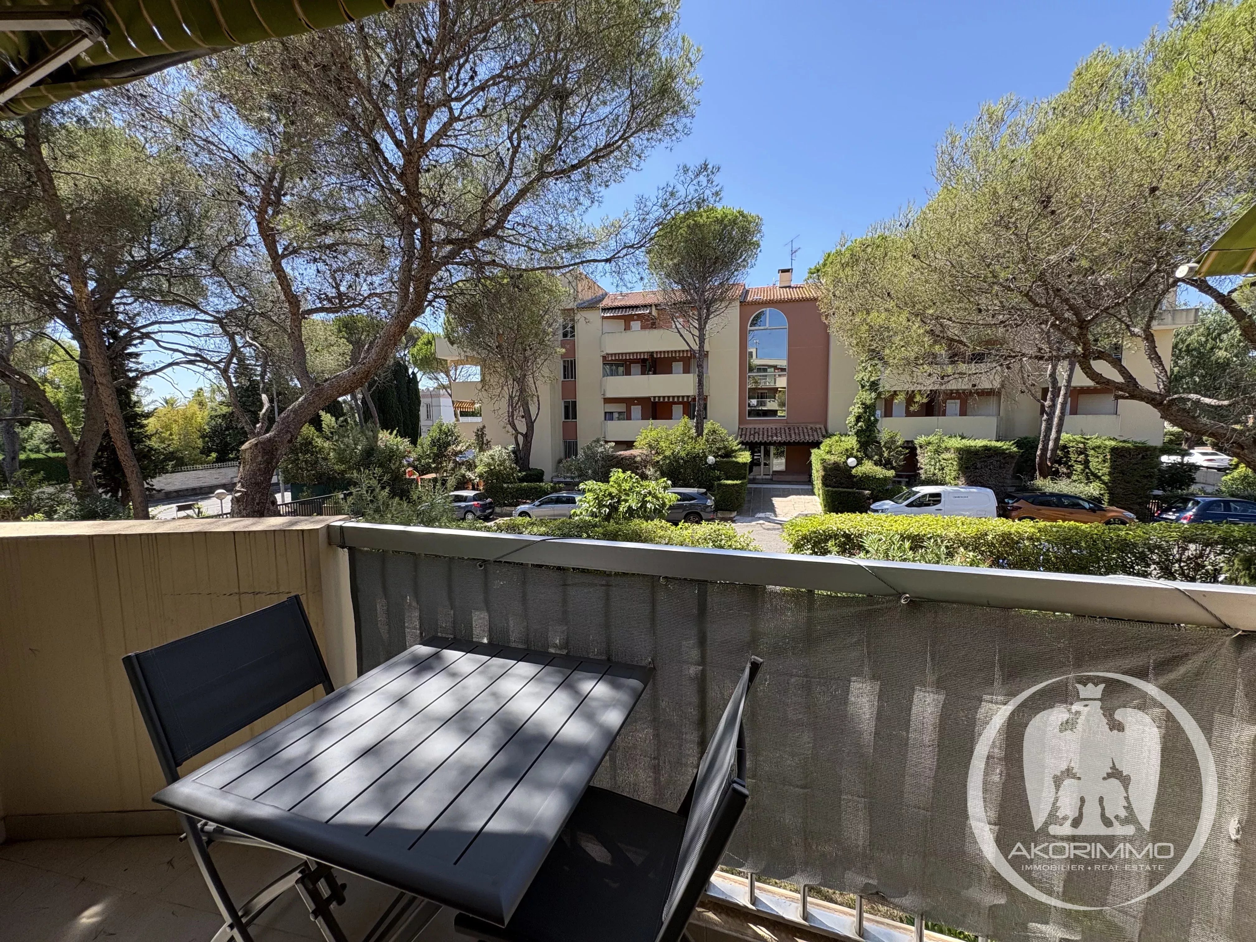 Apartamento  - Studio  - Estudio  - 24.0 m2 -