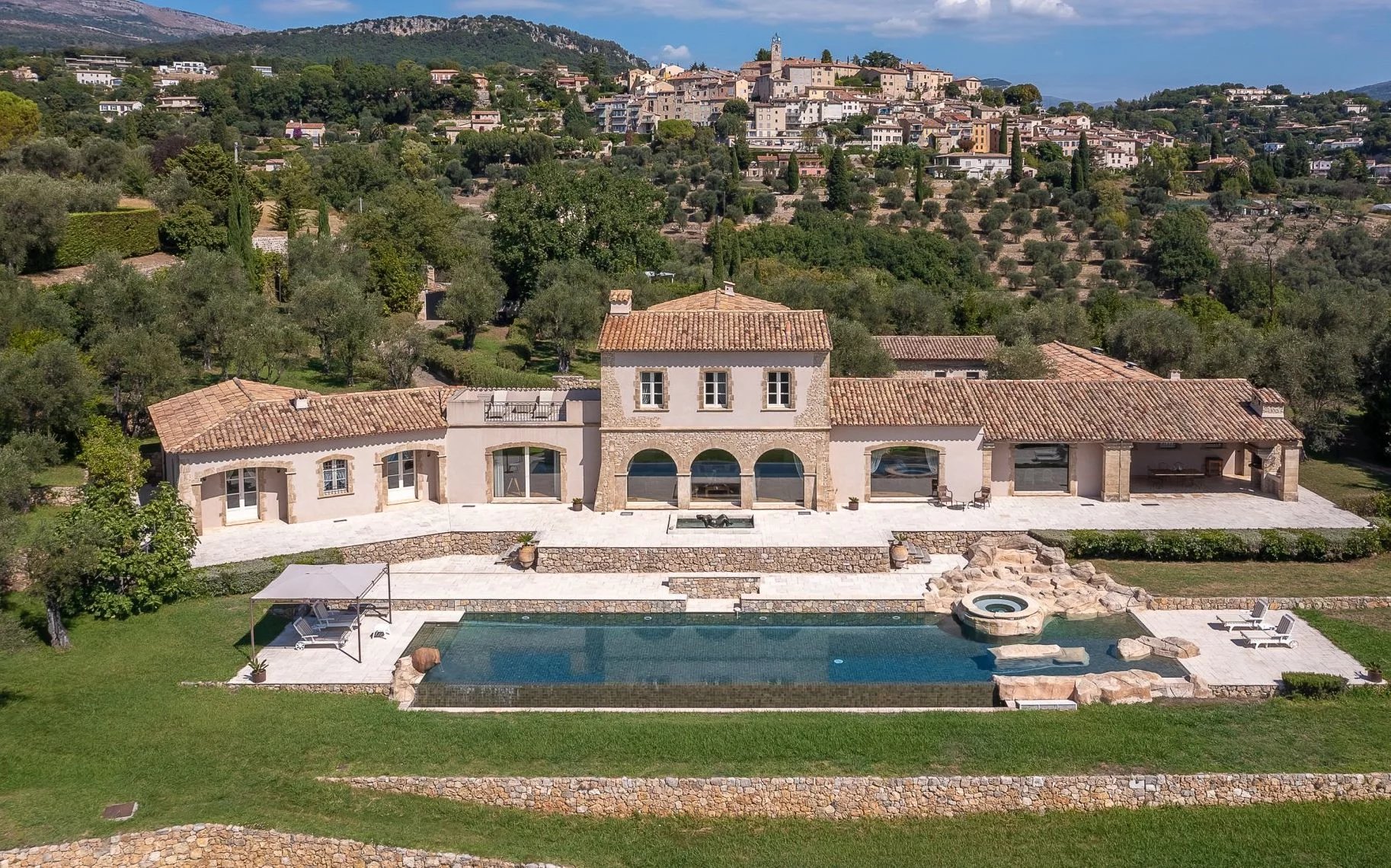 Sale House Châteauneuf-Grasse