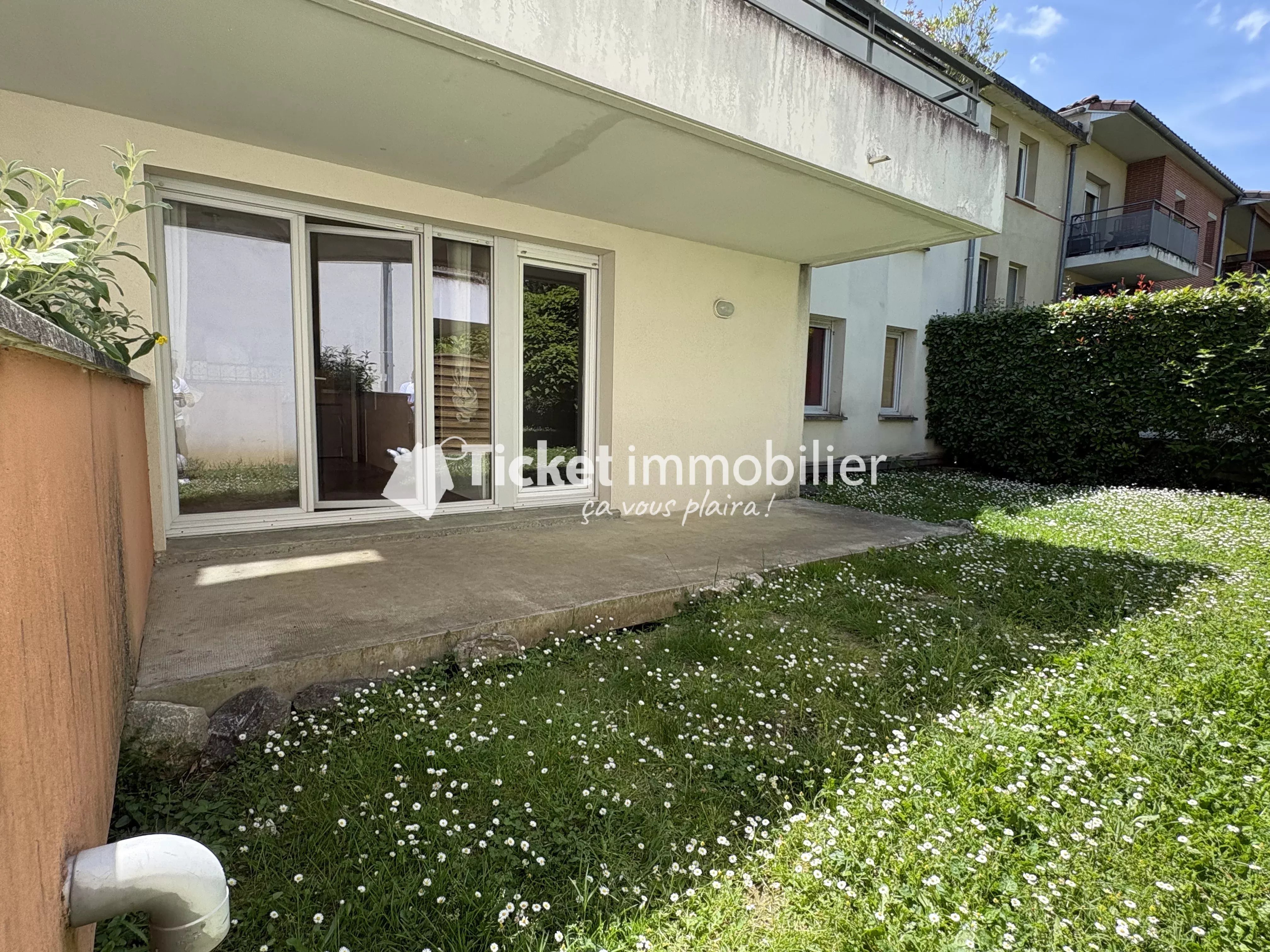 APPARTEMENT T2 – TOULOUSE LARDENNE – PLACE DE PARKING PRIVATIVE — photo 8