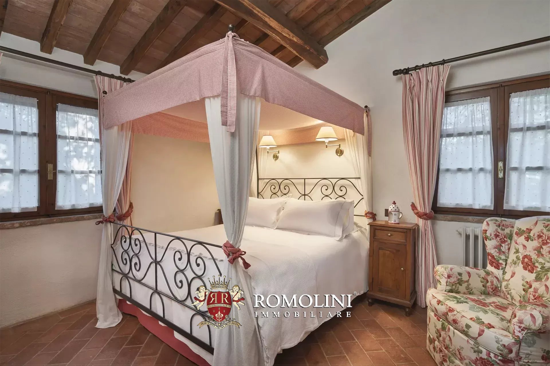 15 Bedroom Villa/Townhouse's Image 101