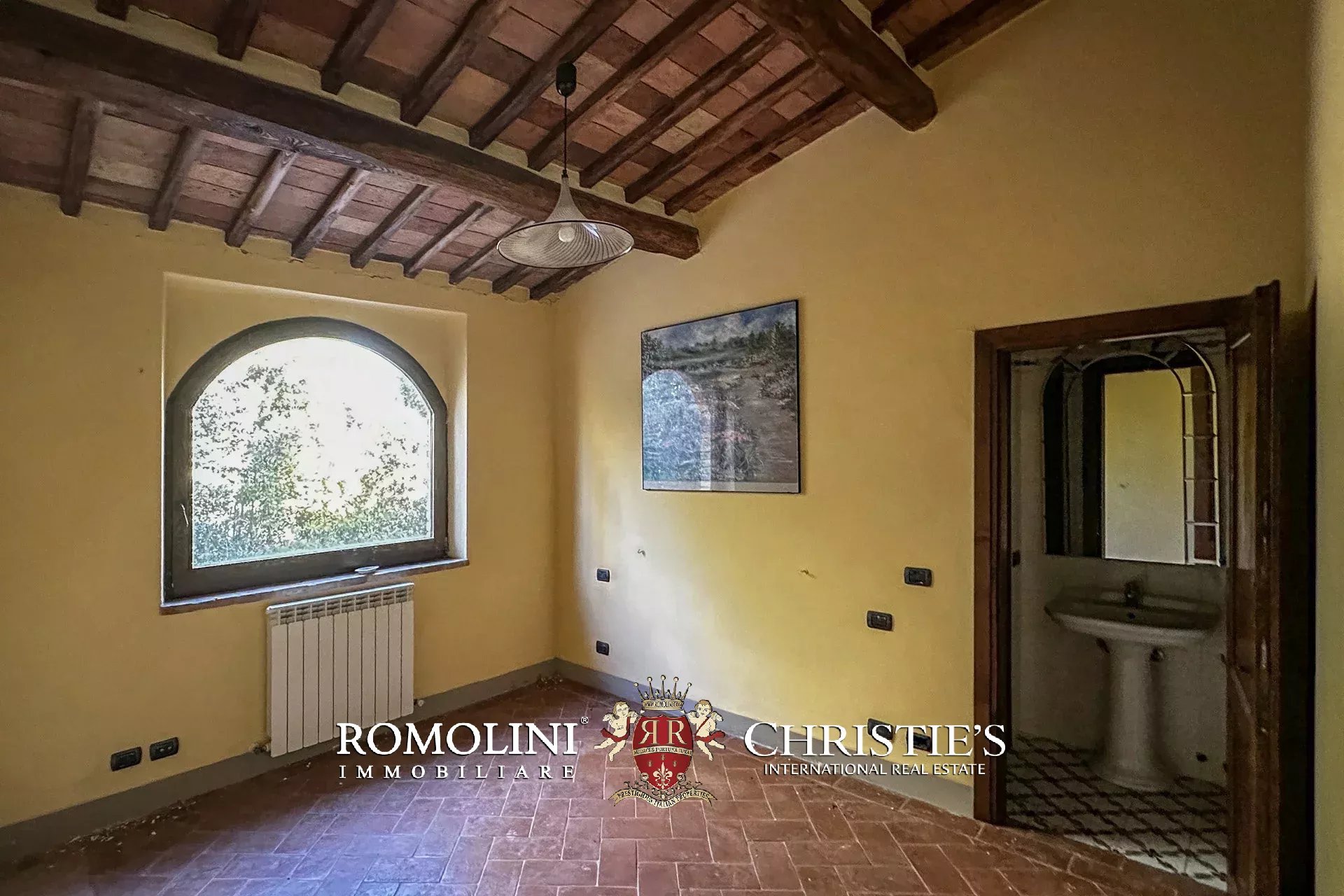 8 Bedroom Vineyard's Image 48