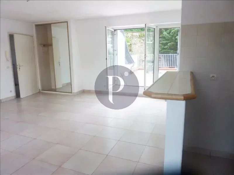 location-appartement-1-piece-le-plessis-robinson-83876432