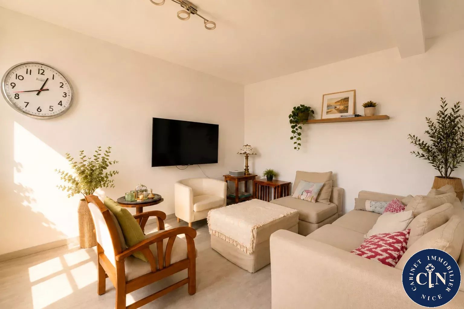 4 pièces 90 m² - Dernier étage vue dégagée - Jean Médecin — photo 3