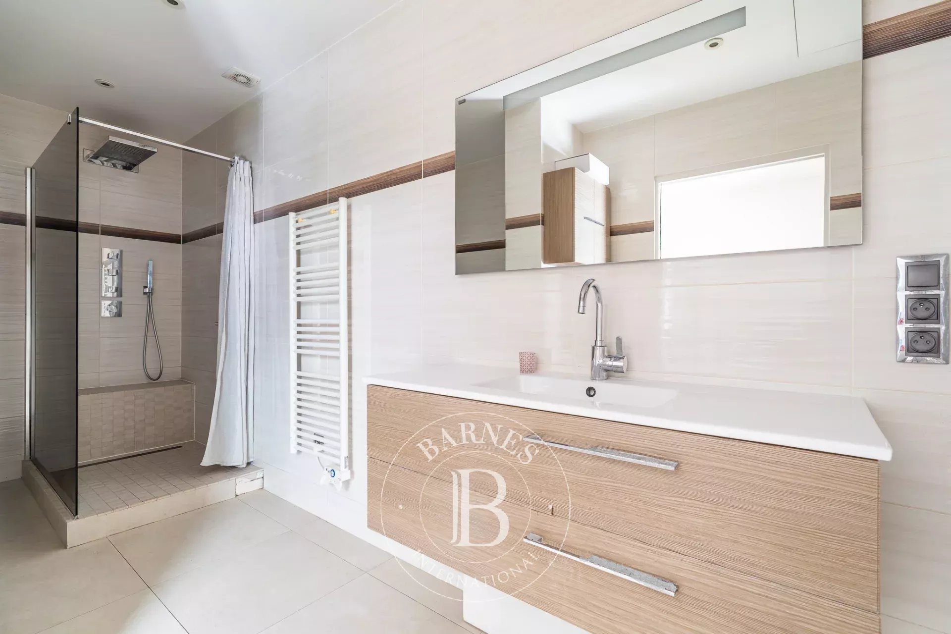Neuilly-sur-Seine  - Piso 5 Cuartos 4 Habitaciones - picture 11