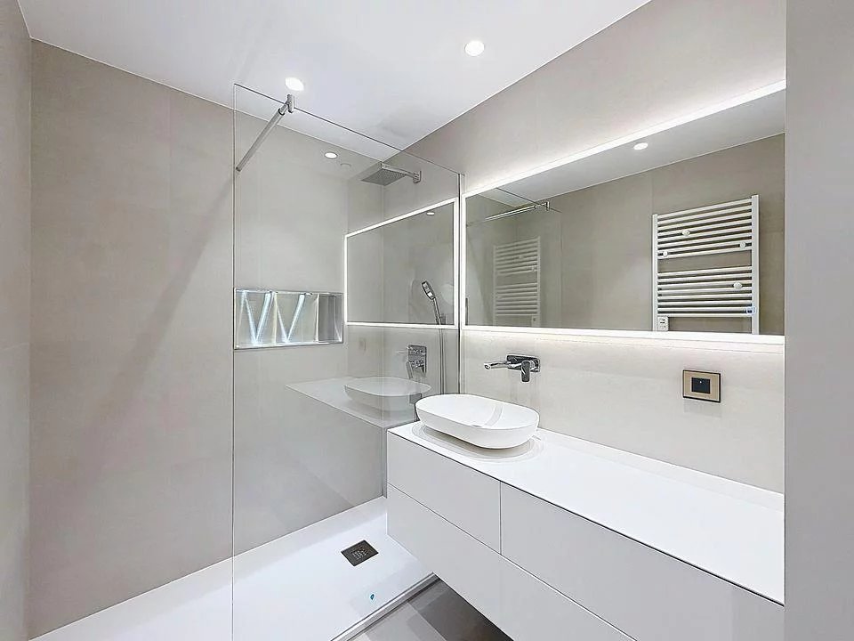  Image of Apartment - 3 Bedrooms - 2 Bathrooms for Sale in Alpes-Maritimes-Cannes-France, Image 11