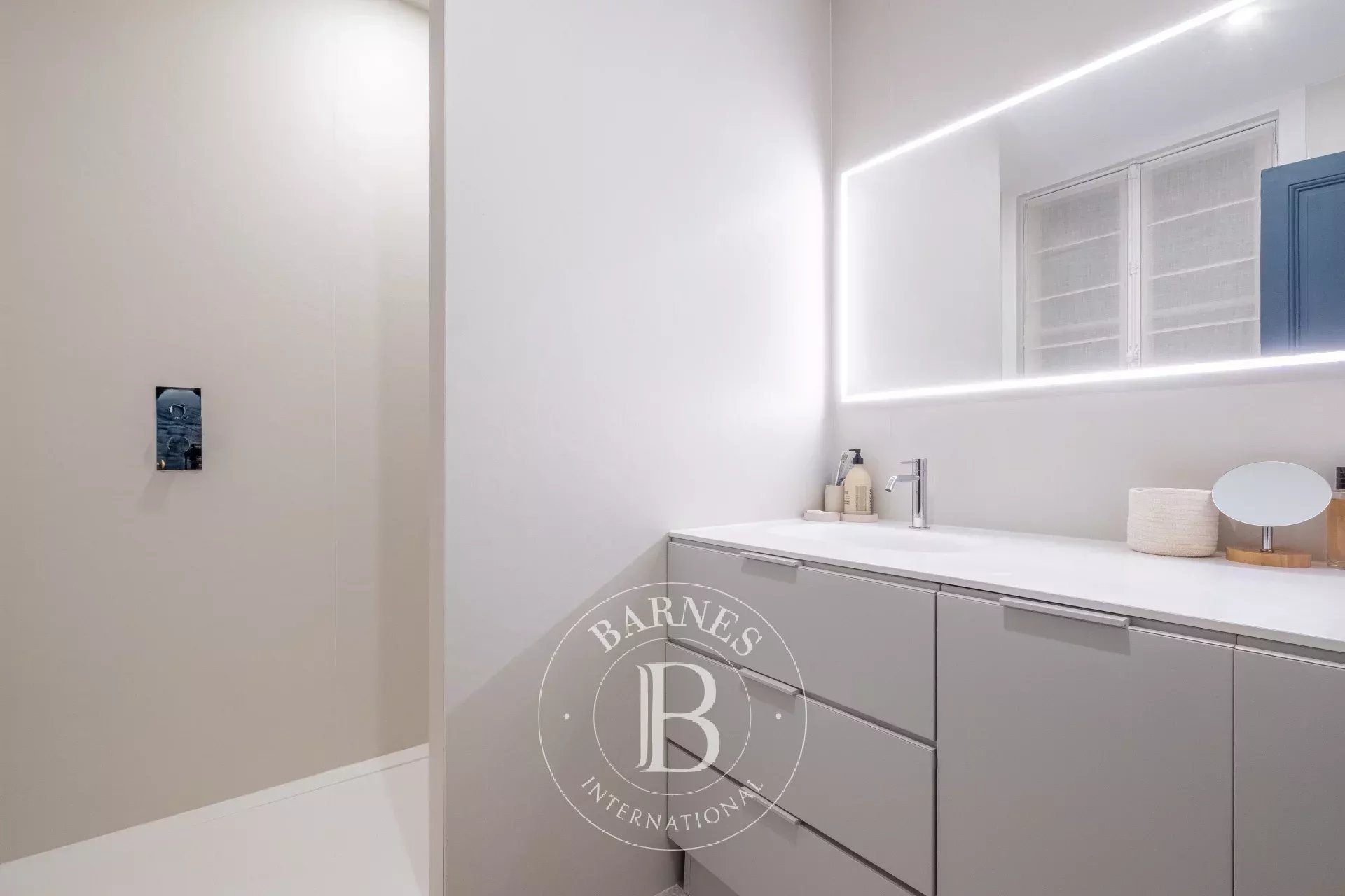 Daire Paris 6ème - picture 7