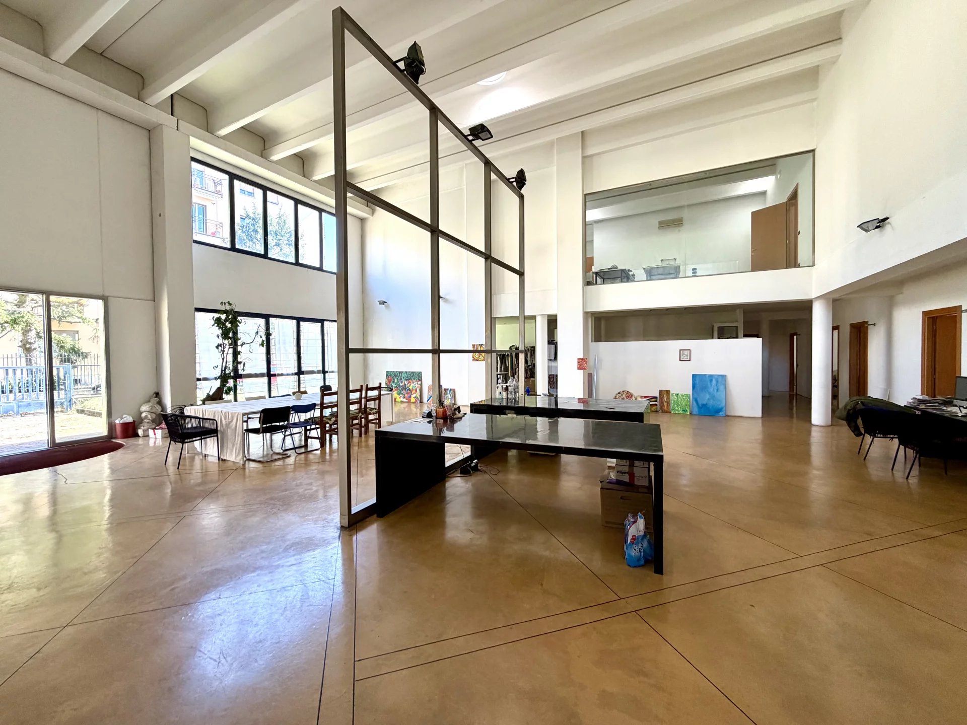 Sale Hangar - Como - Italy