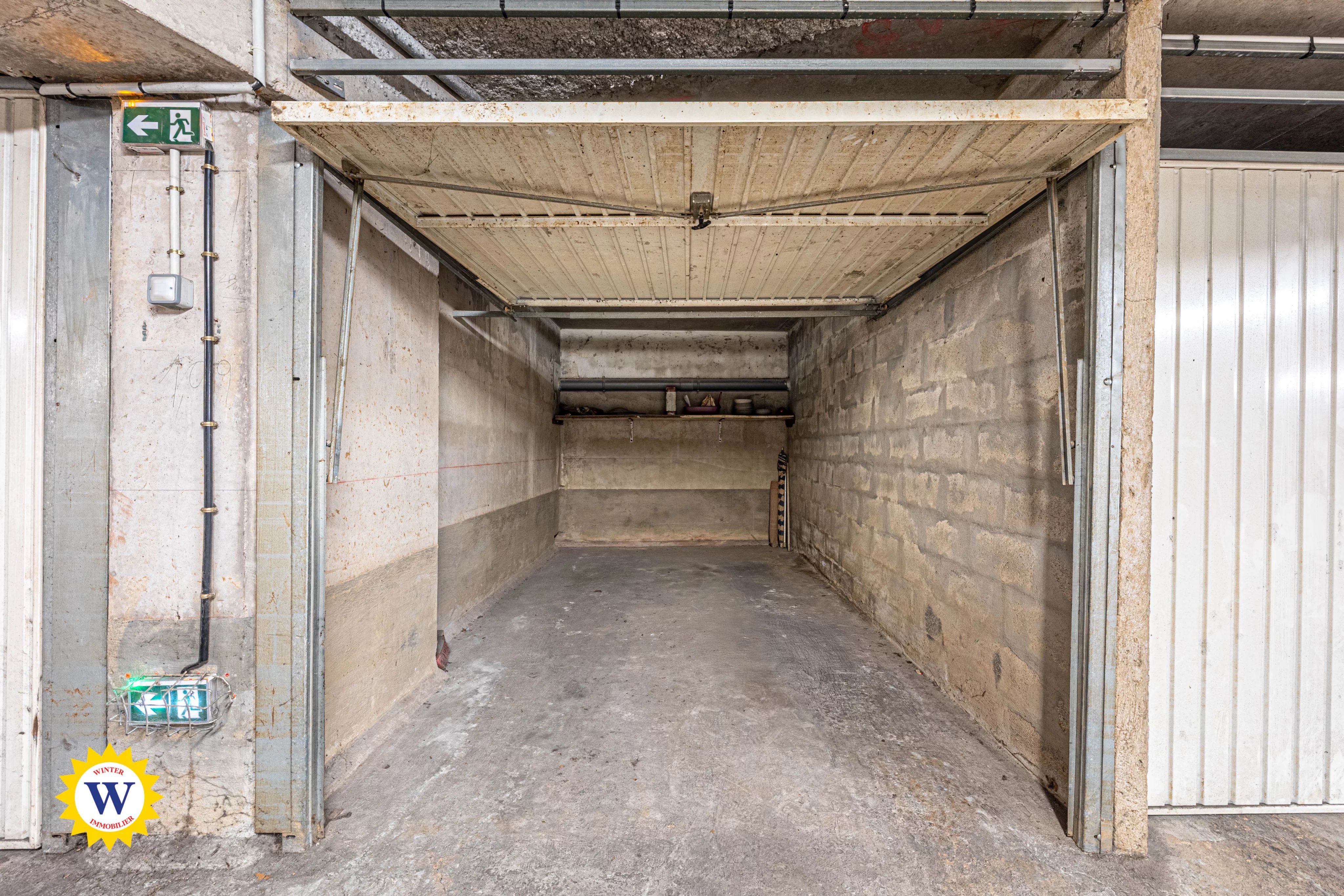 CANNES LA BOCCA – GRAND STUDIO AVEC TERRASSE SANS VIS-À-VIS - GARAGE EN SUS — photo 10