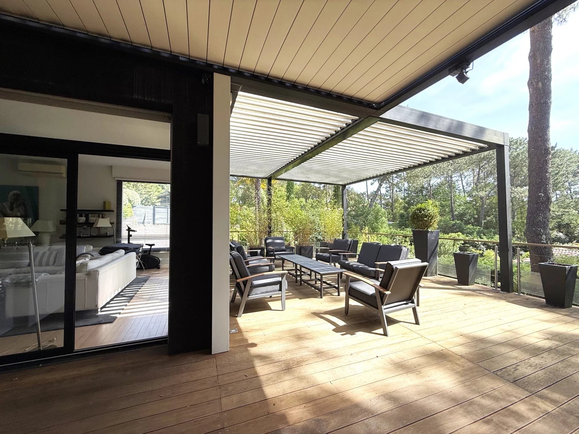 Agence immobilière de 